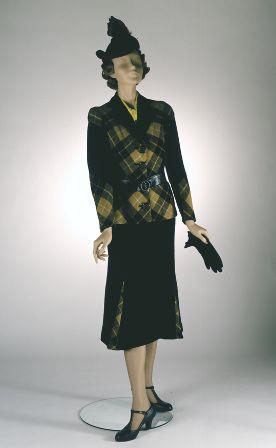 Image of Plaid suit from the House of Paquin, 1939
