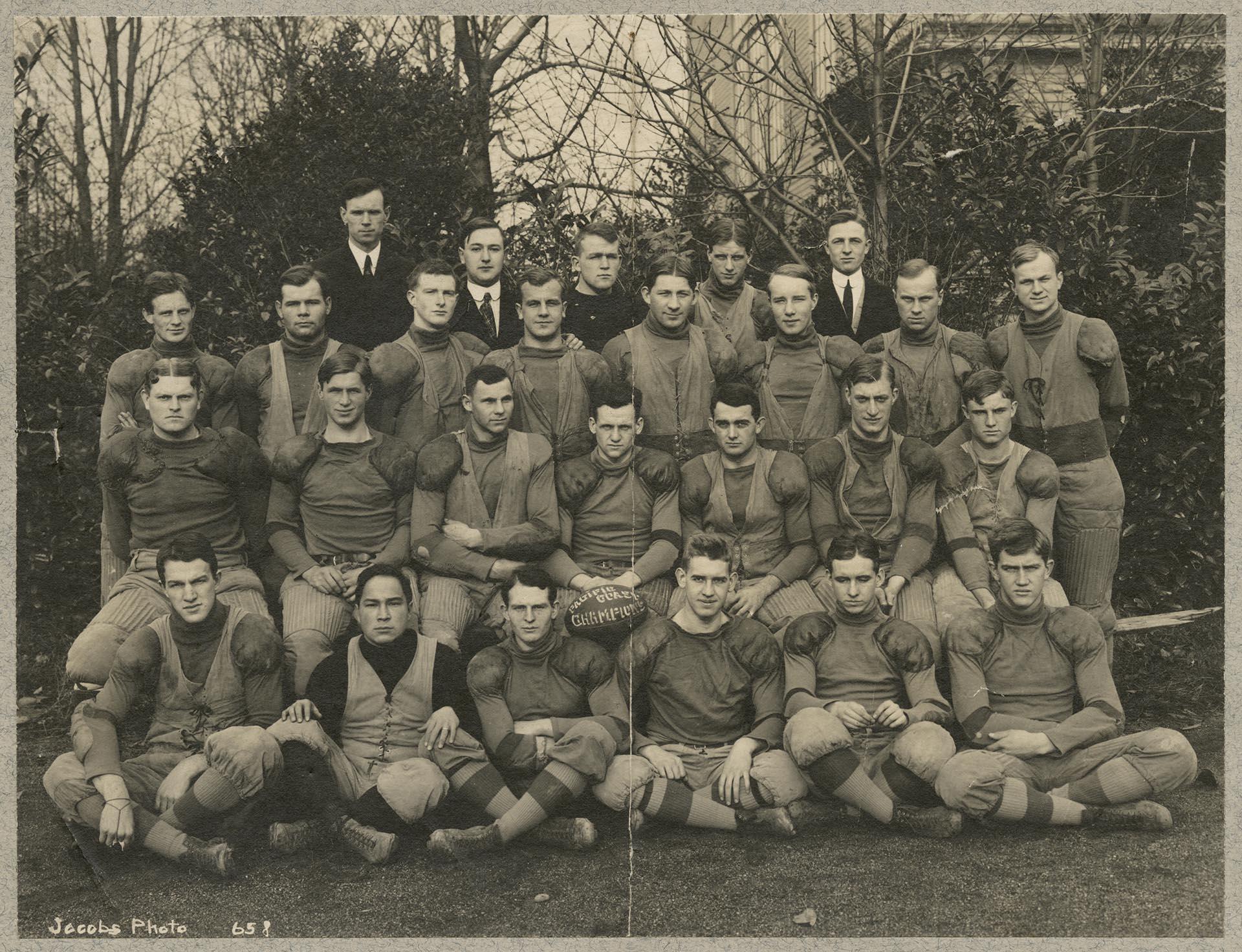 Image of University of Washington football team, circa 1910