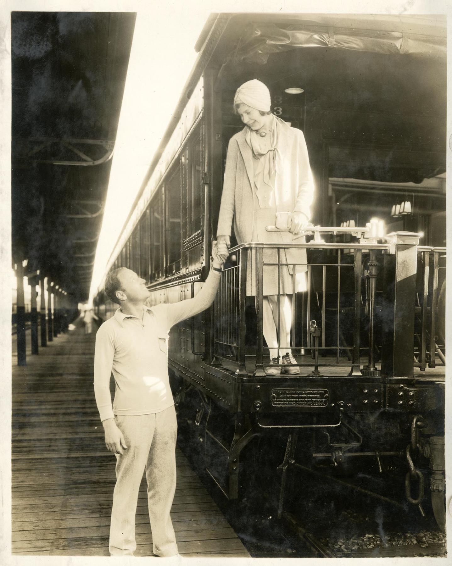 Image of Helene Madison and Ray Daughters at train, circa 1929