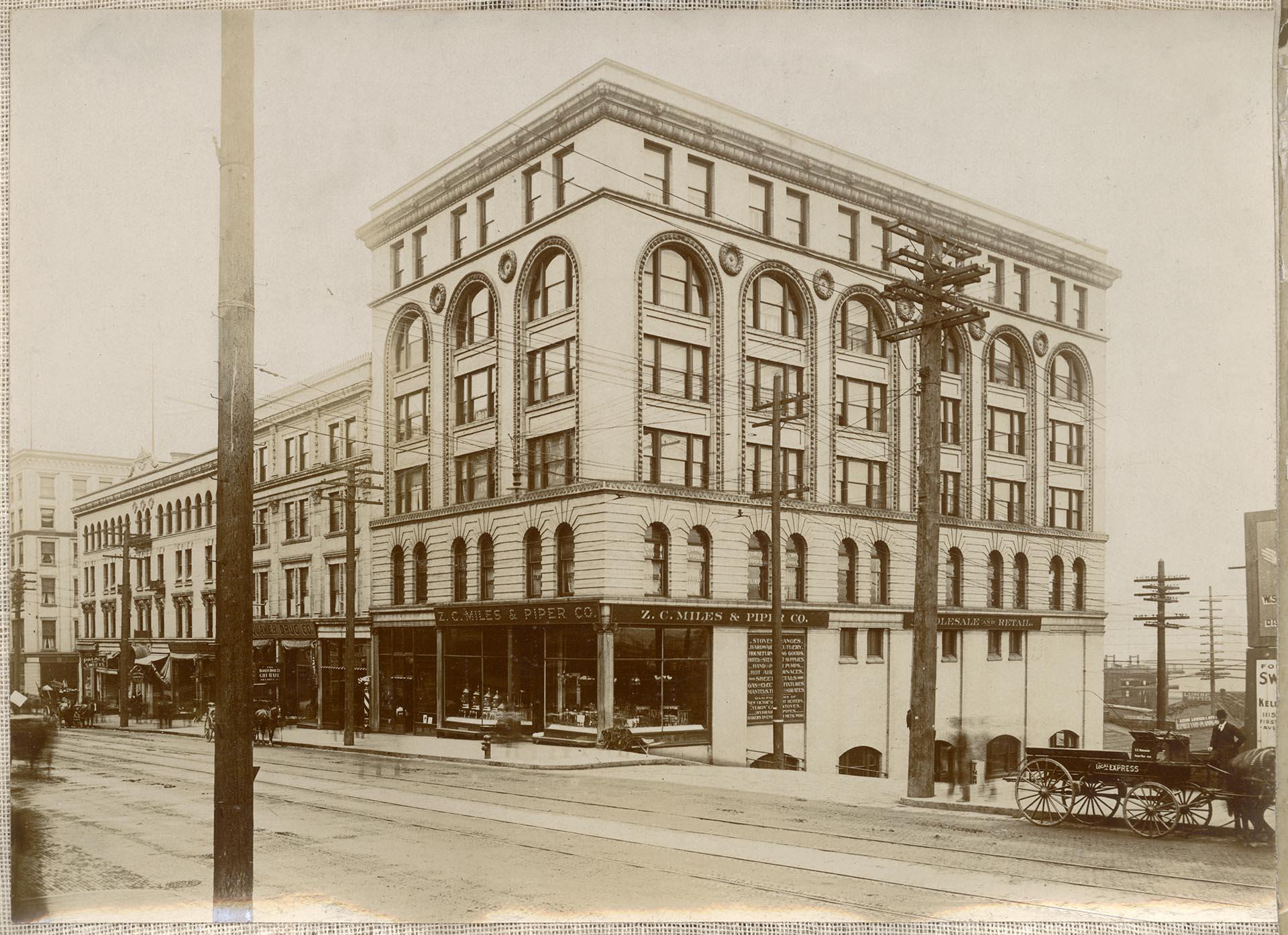 Image of Hotel Cecil, Beebe Building, and Globe Building, Seattle, circa 1903
