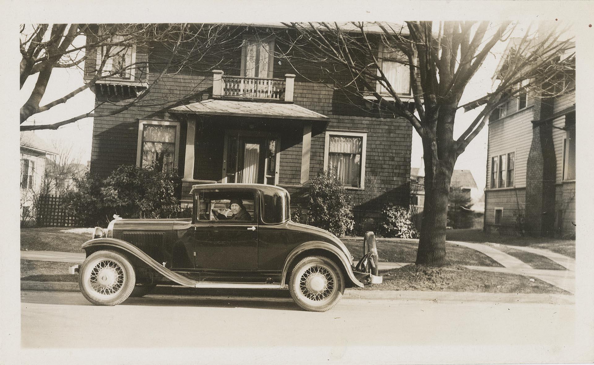 Image of Winona Bailey posing in car, Seattle, circa 1935