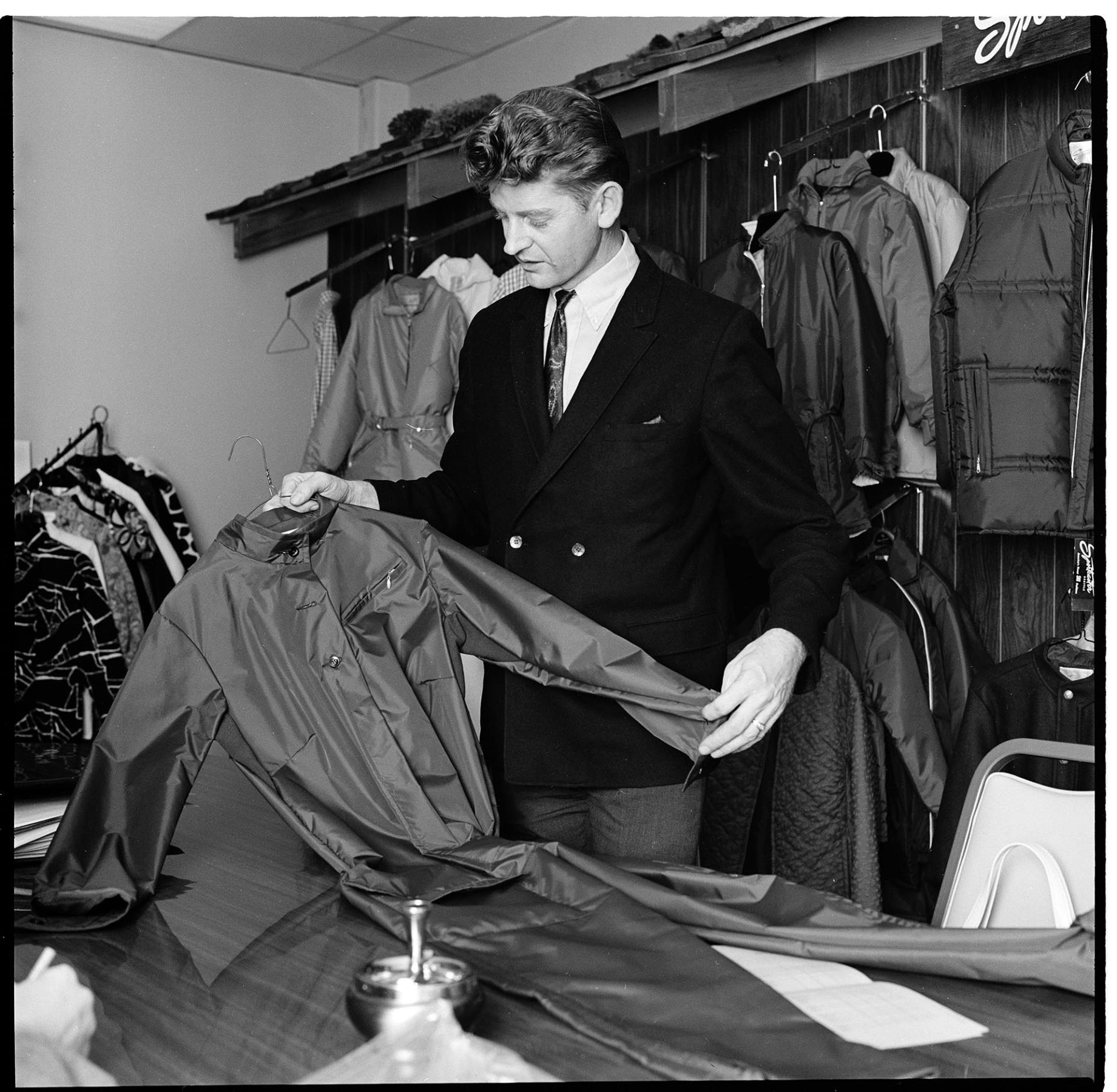 Image of Tony Collins displaying Sportcaster, Inc. 