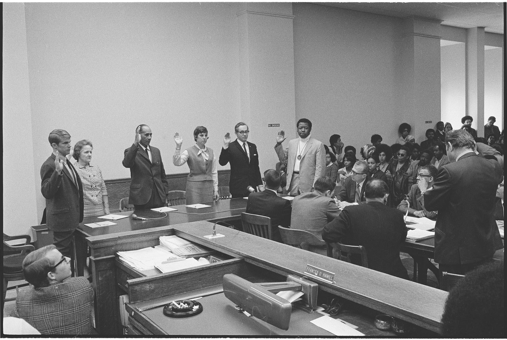 Image of Jury swearing in at Larry Ward inquest, May 22, 1970