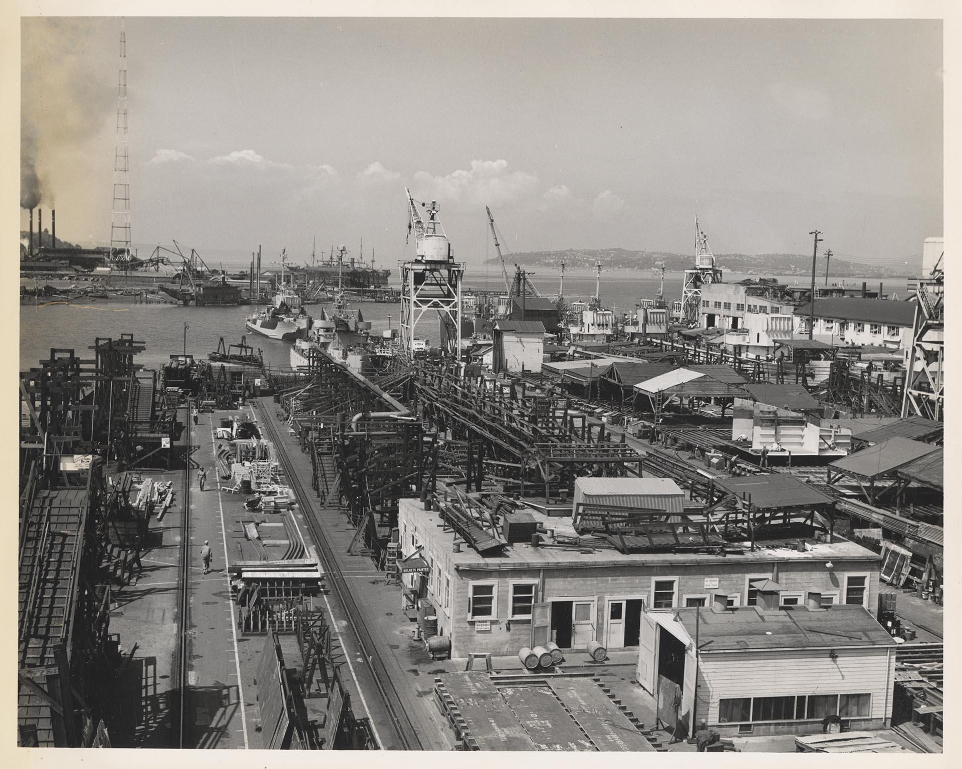 Image of Aerial view of the Associated Shipbuilders shipyard, Seattle, November 1943