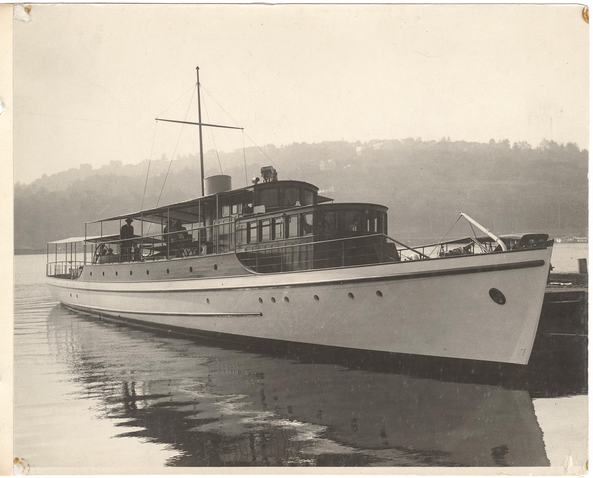 Image of Motor yacht 