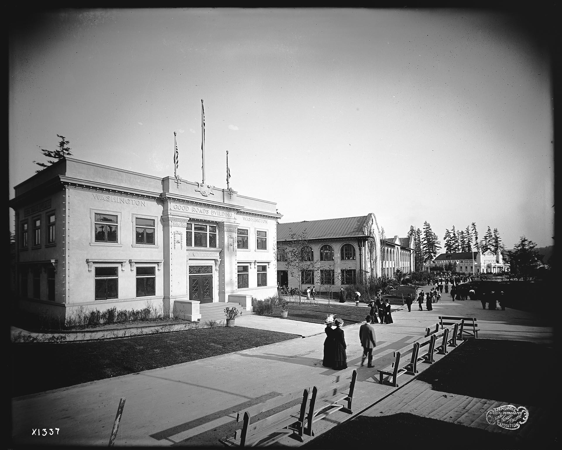 Image of Washington Good Roads Building at the Alaska-Yukon-Pacific Exposition, 1909