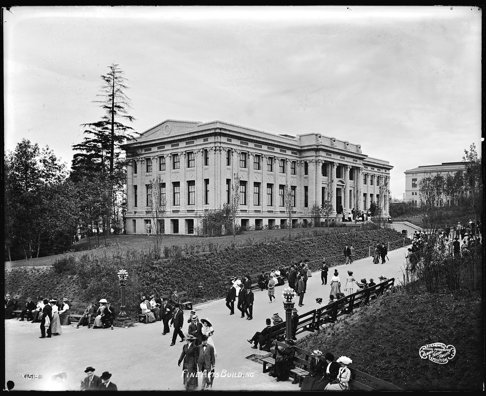 Image of Fine Arts Building at the Alaska-Yukon-Pacific Exposition, 1909