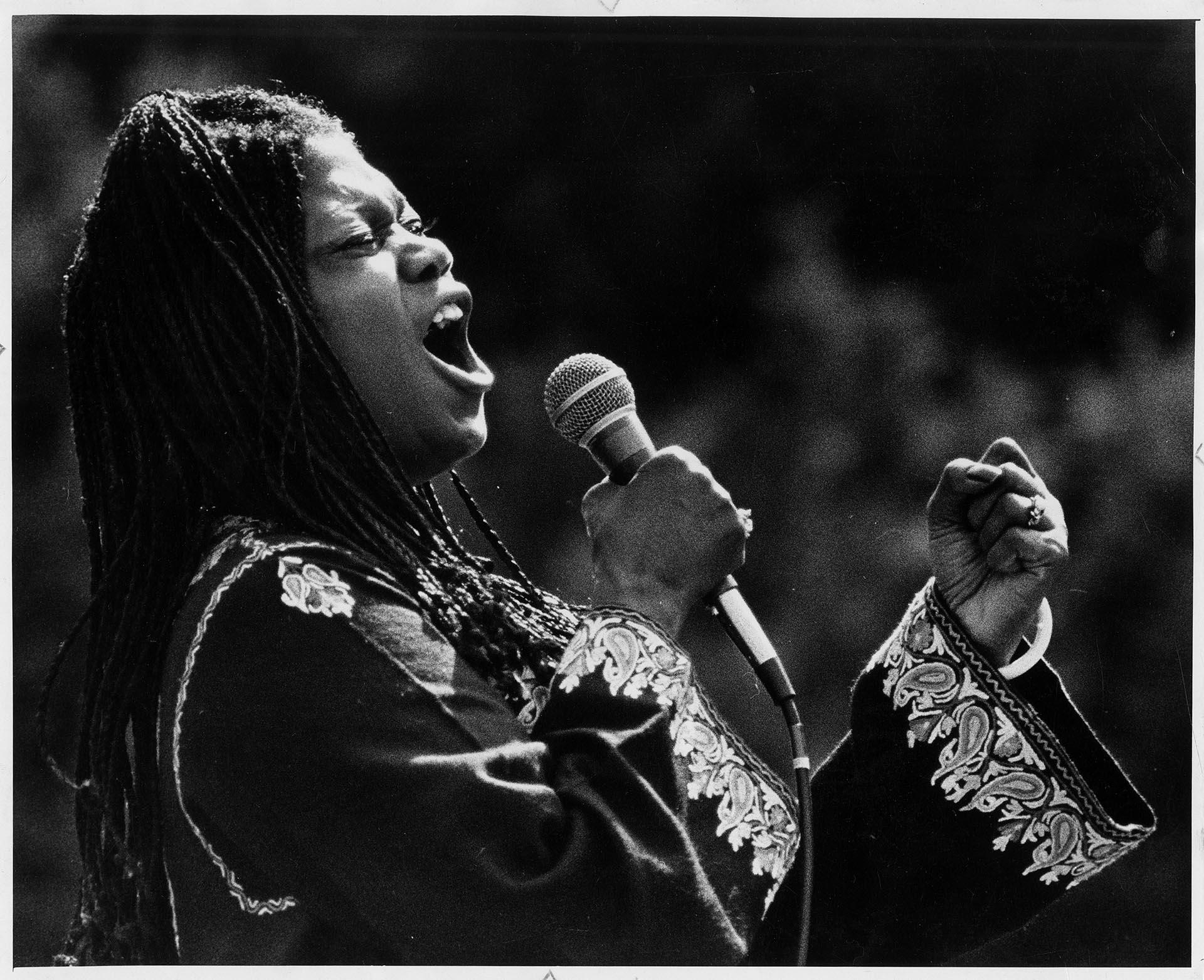 Image of Ernestine Anderson performing at the High School Jazz Festival, Seward Park Amphitheater, Seattle, June 16, 1980
