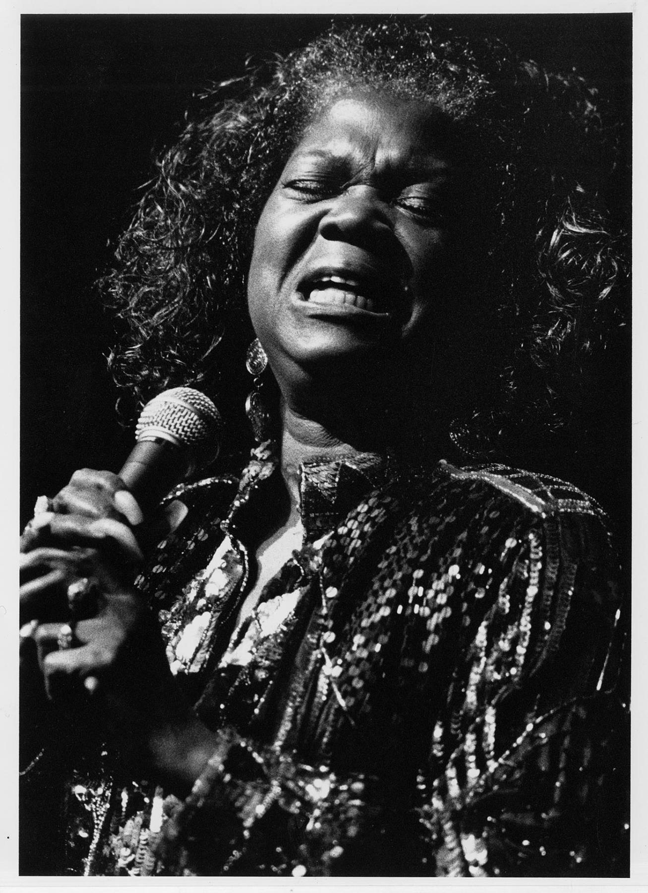Image of Ernestine Anderson performing at Jazz Alley, Seattle, December 16, 1991