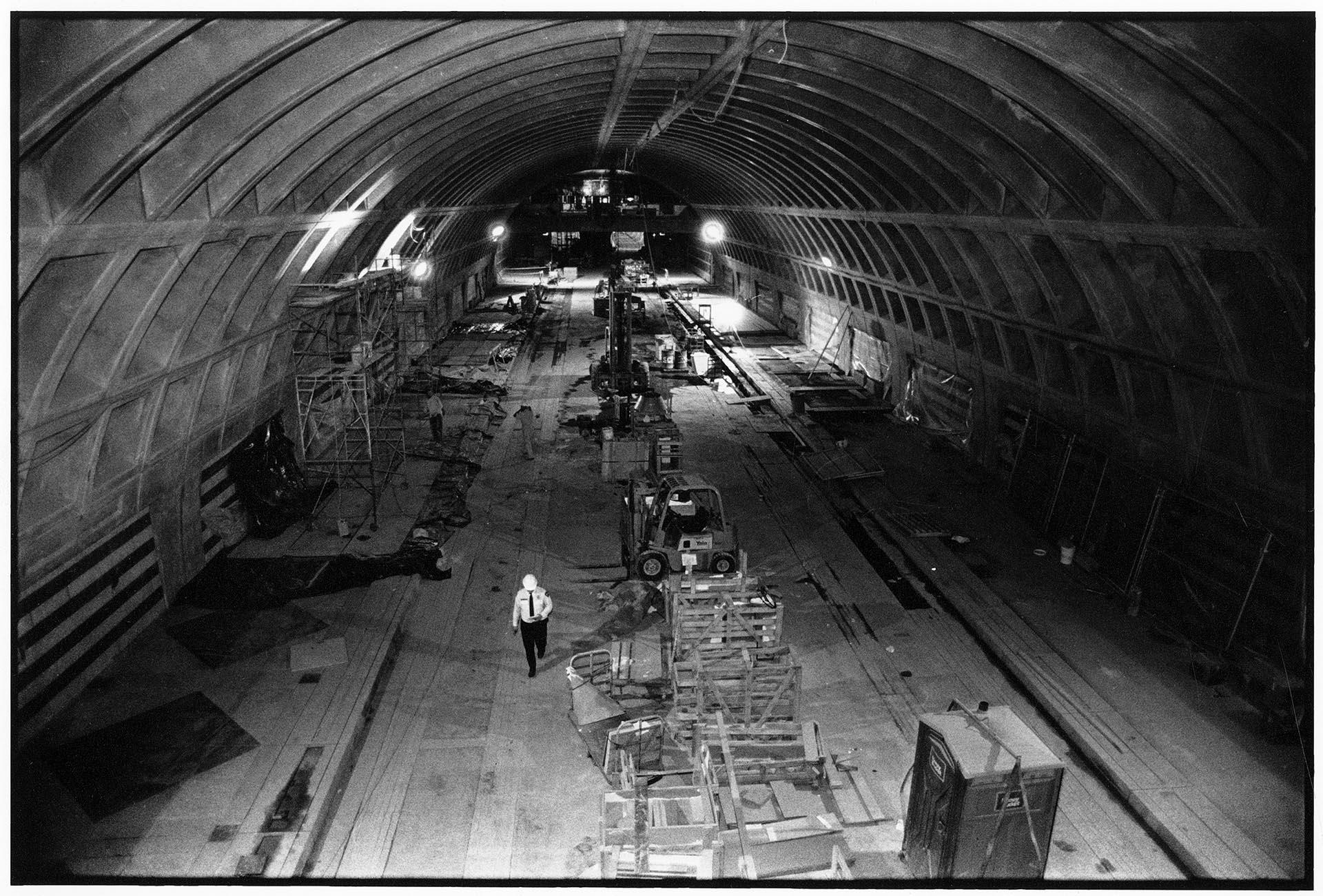 Image of South entrance to Metro Transit bus tunnel, Seattle, August 5, 1989