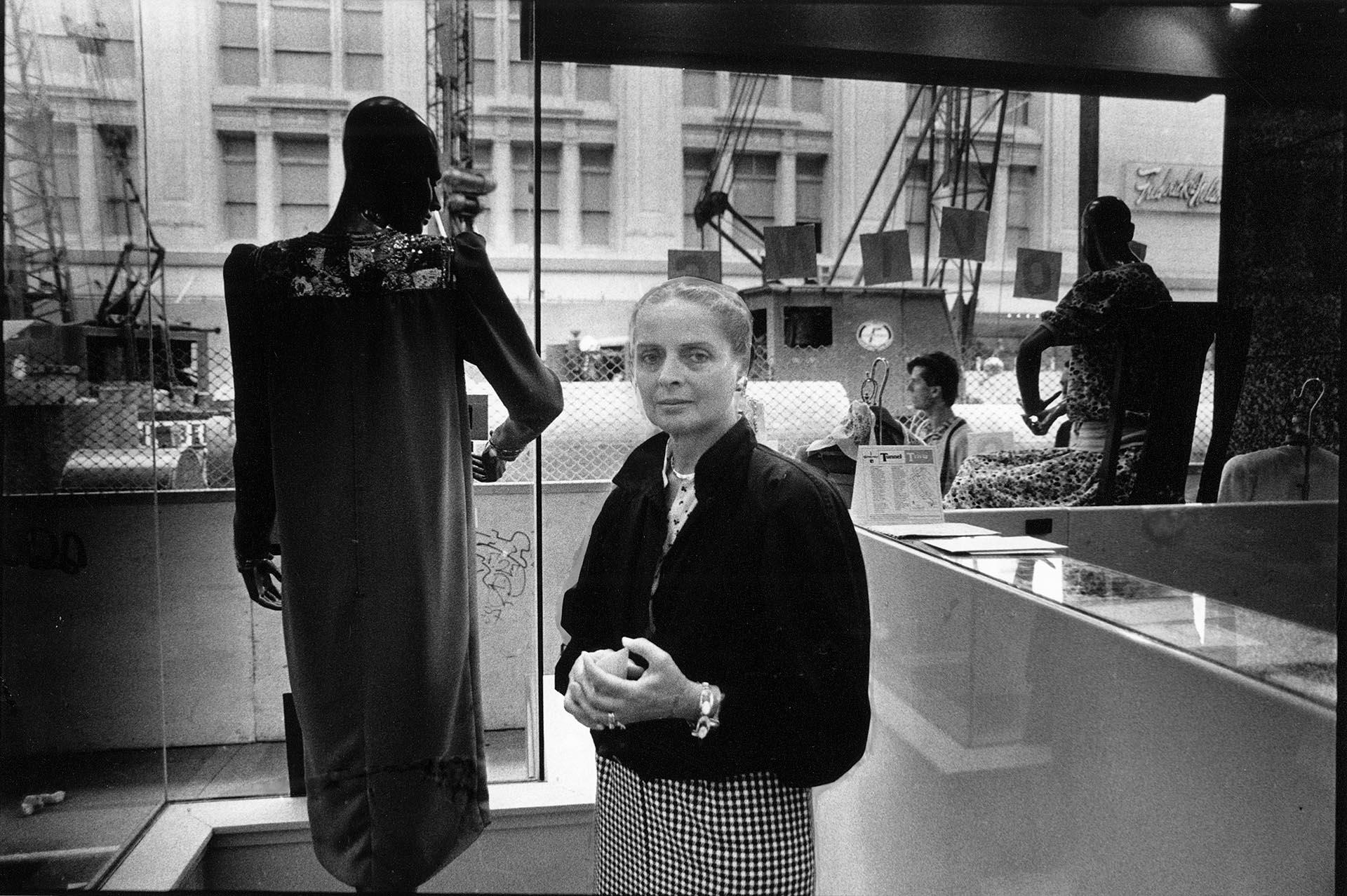 Image of Gina Media in her boutique during bus tunnel construction, Seattle, July 22, 1987