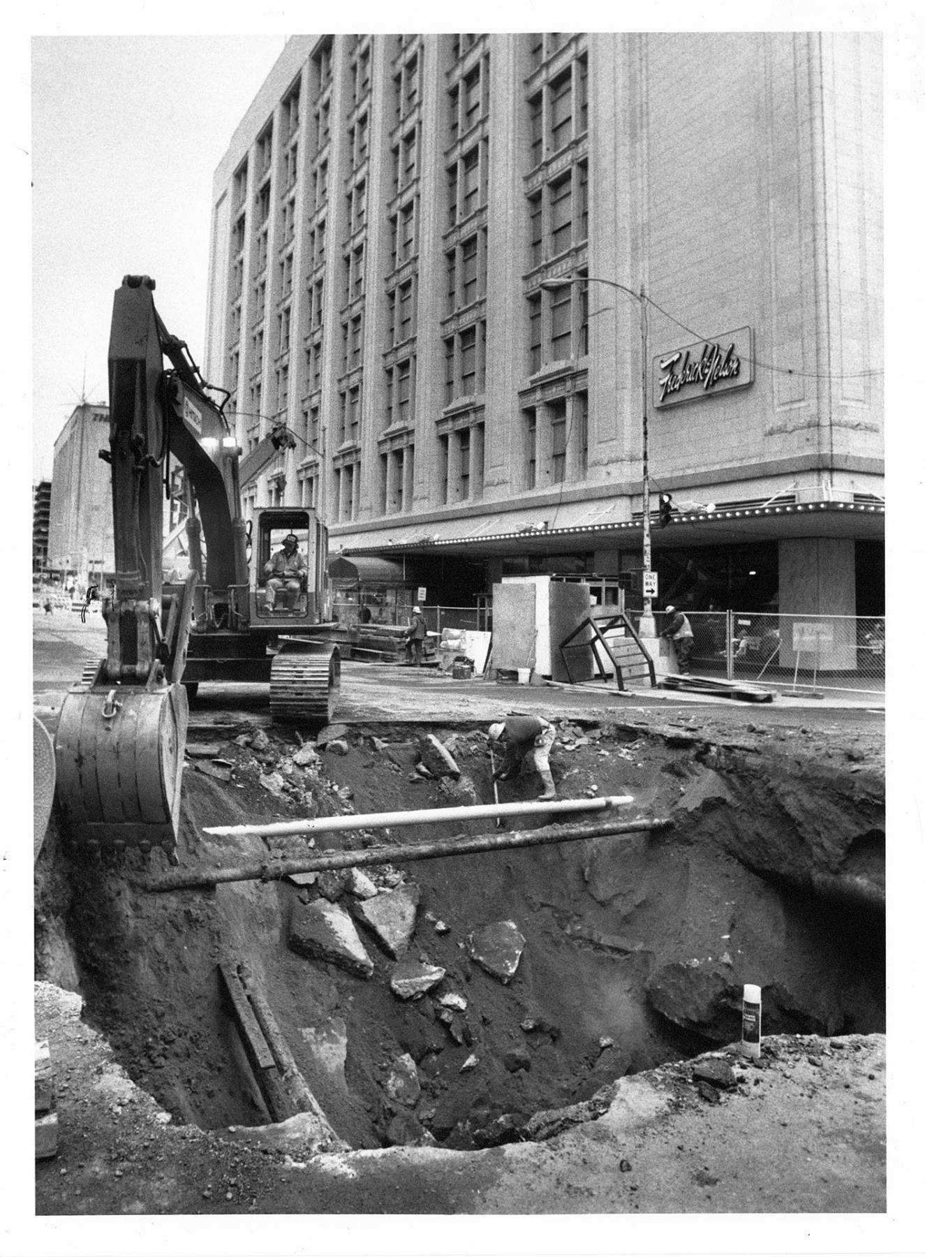 Image of Excavation for Metro bus tunnel at 6th and Pine, Seattle, January 4, 1988