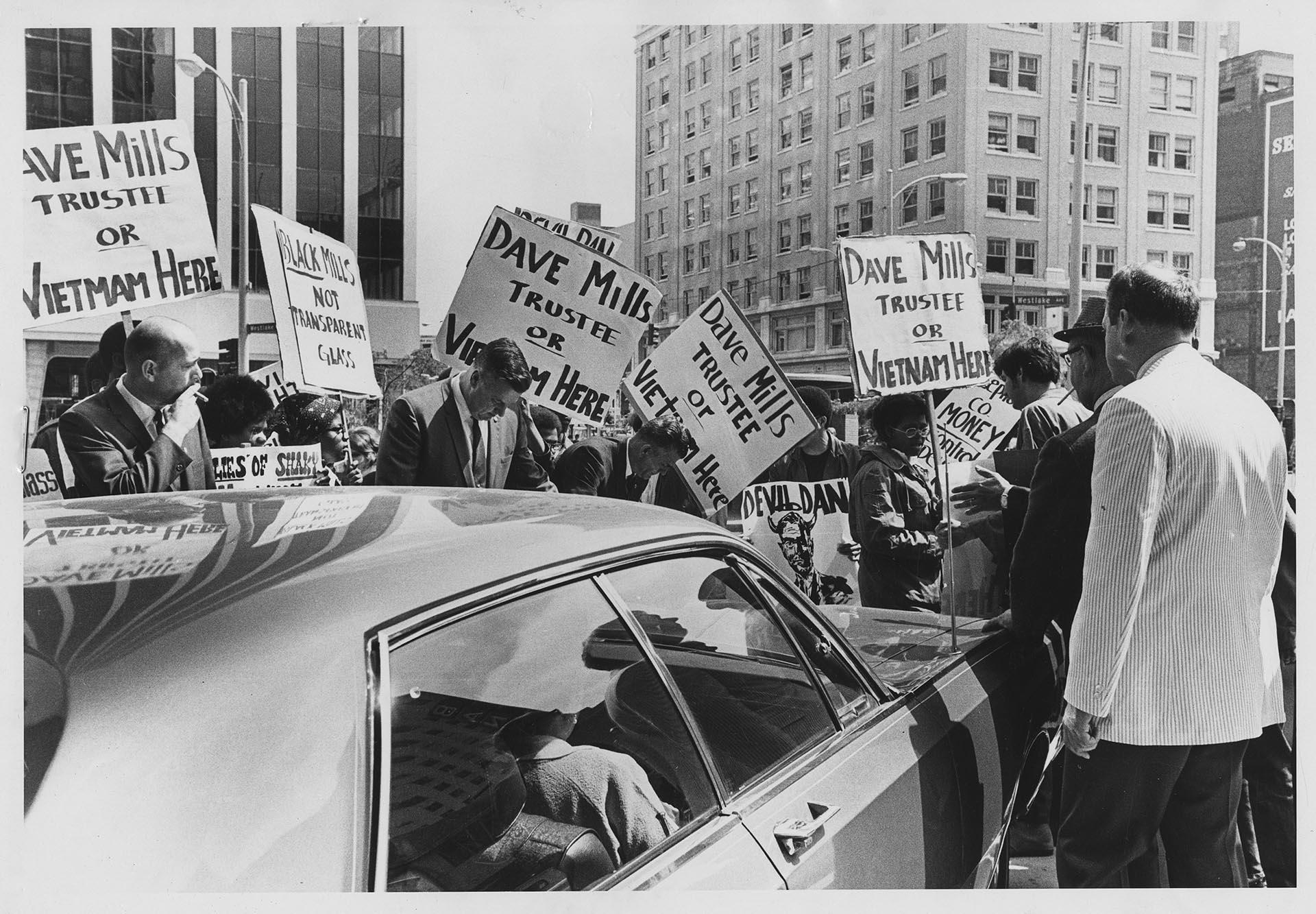 Image of Western Governors Conference demonstration, July 31, 1969
