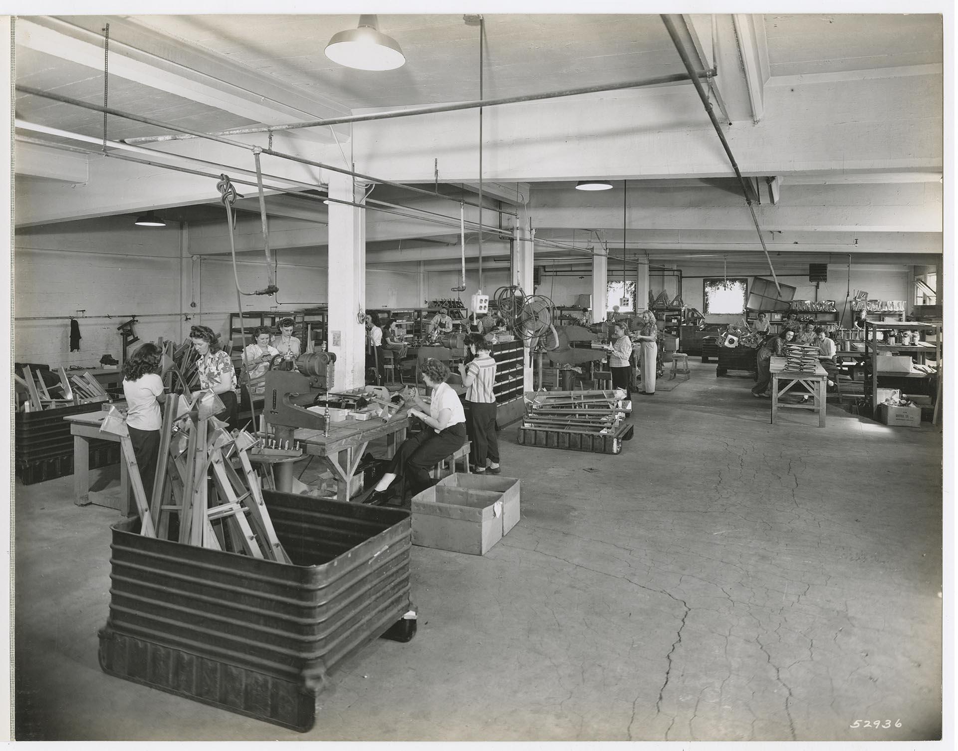 Image of Women working at Puget Sound Sheet Metal Works, Airport Way and Hardy Street, Seattle, circa 1943