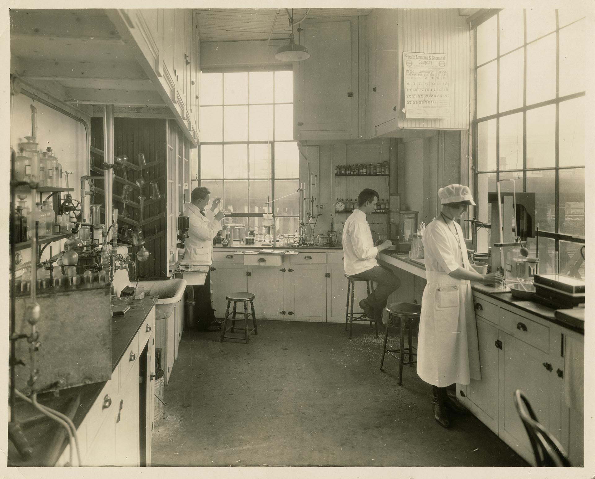 Image of Employees in laboratory at Crescent Manufacturing Company, Seattle, 1925