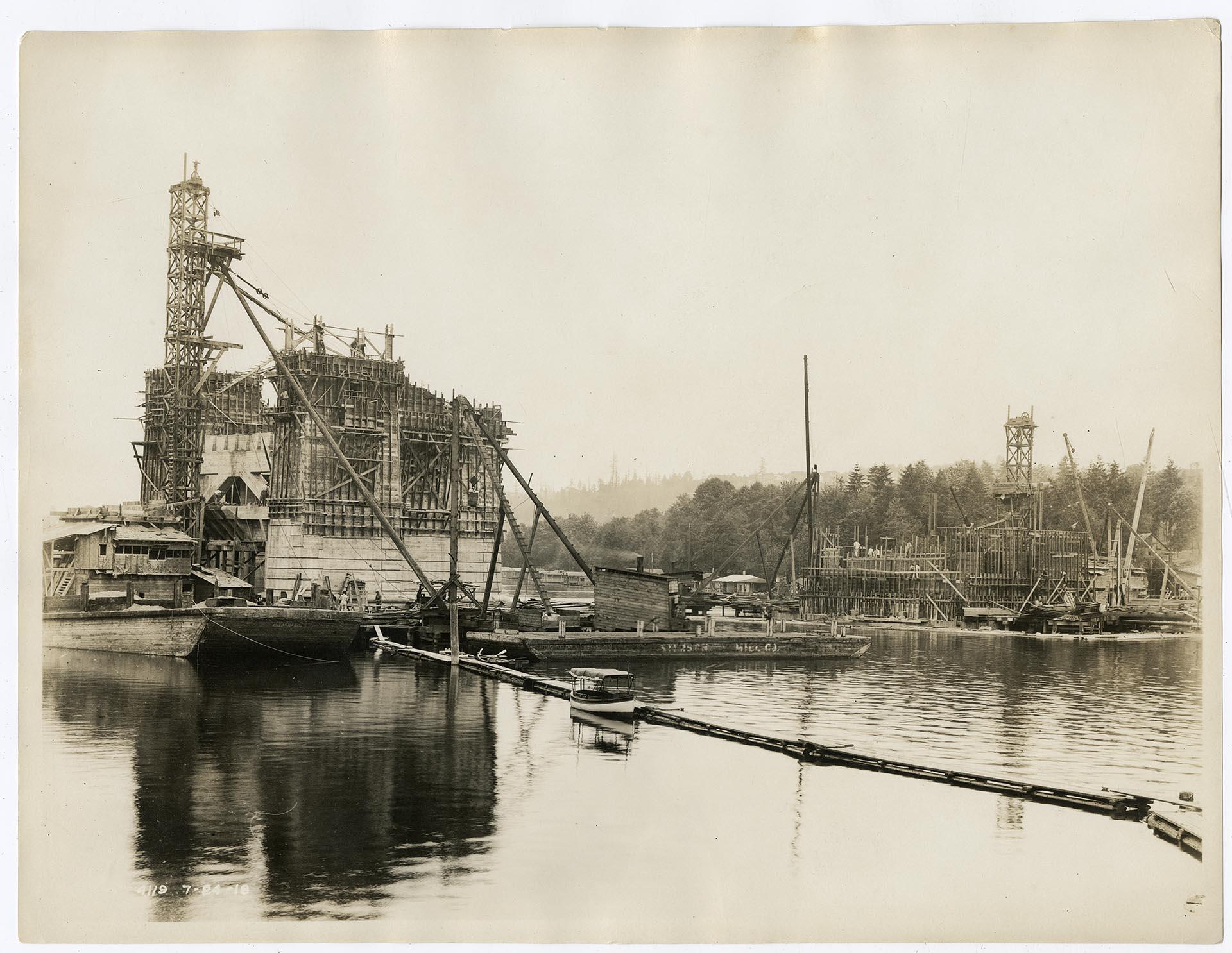 Image of University Bridge piers under construction, Seattle, July 24, 1918