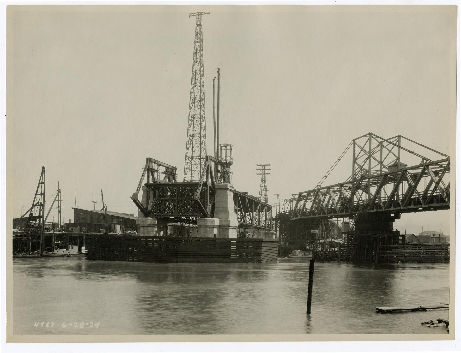 Image of Old and new West Spokane Street bridges, Seattle, June 28, 1924