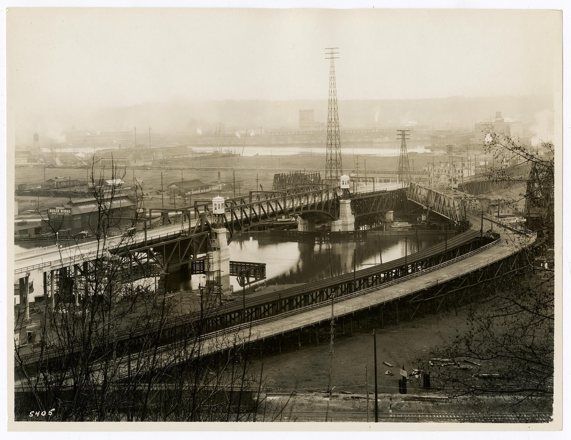 Image of Old and New West Spokane Street Bridges, Seattle, circa 1925