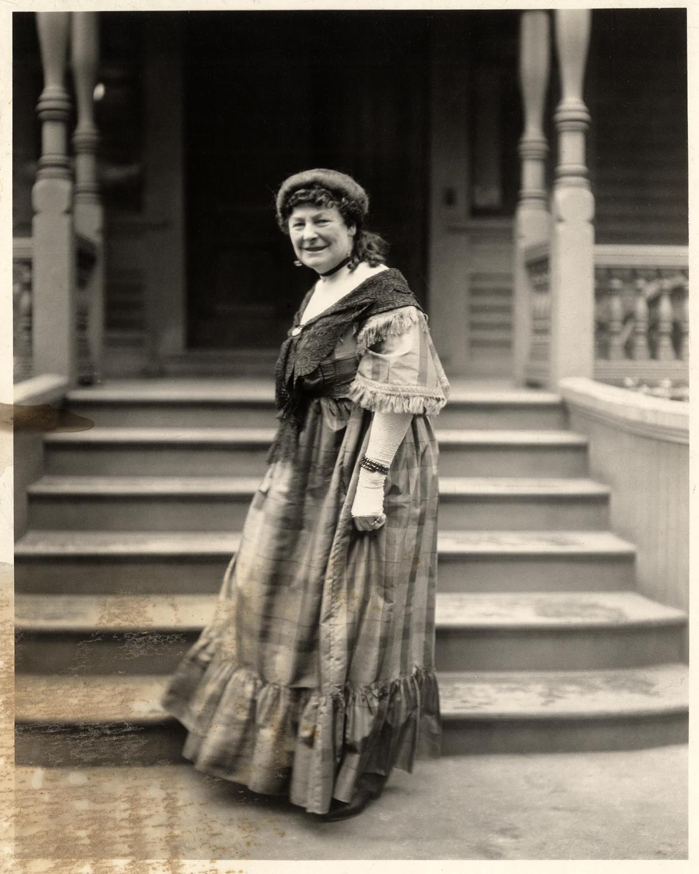 Image of Flora Prosser in costume at Founders' Day Ball, Seattle, November 13, 1924