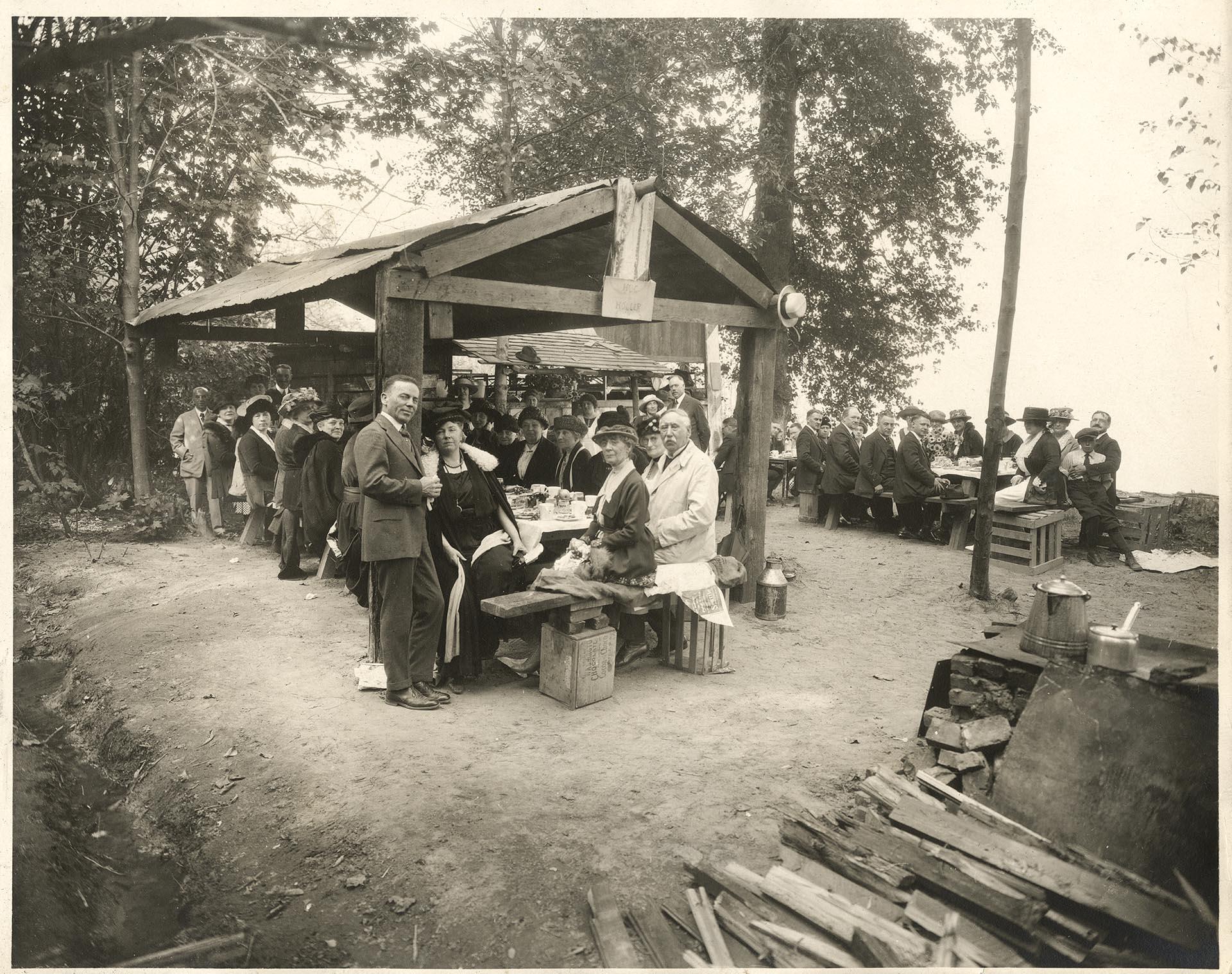 Image of Morgan and Emily Carkeek and others at Carkeek Park annual luncheon, Seattle, 1923