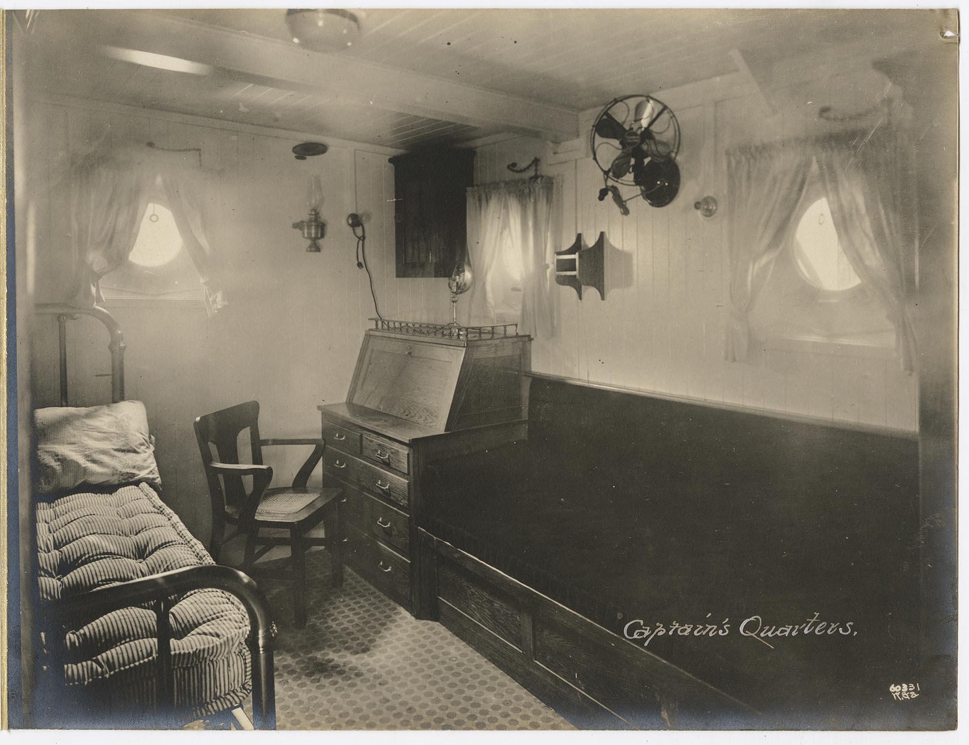 Image of Captain's quarters of USS West Elcasco, Seattle, September 1918