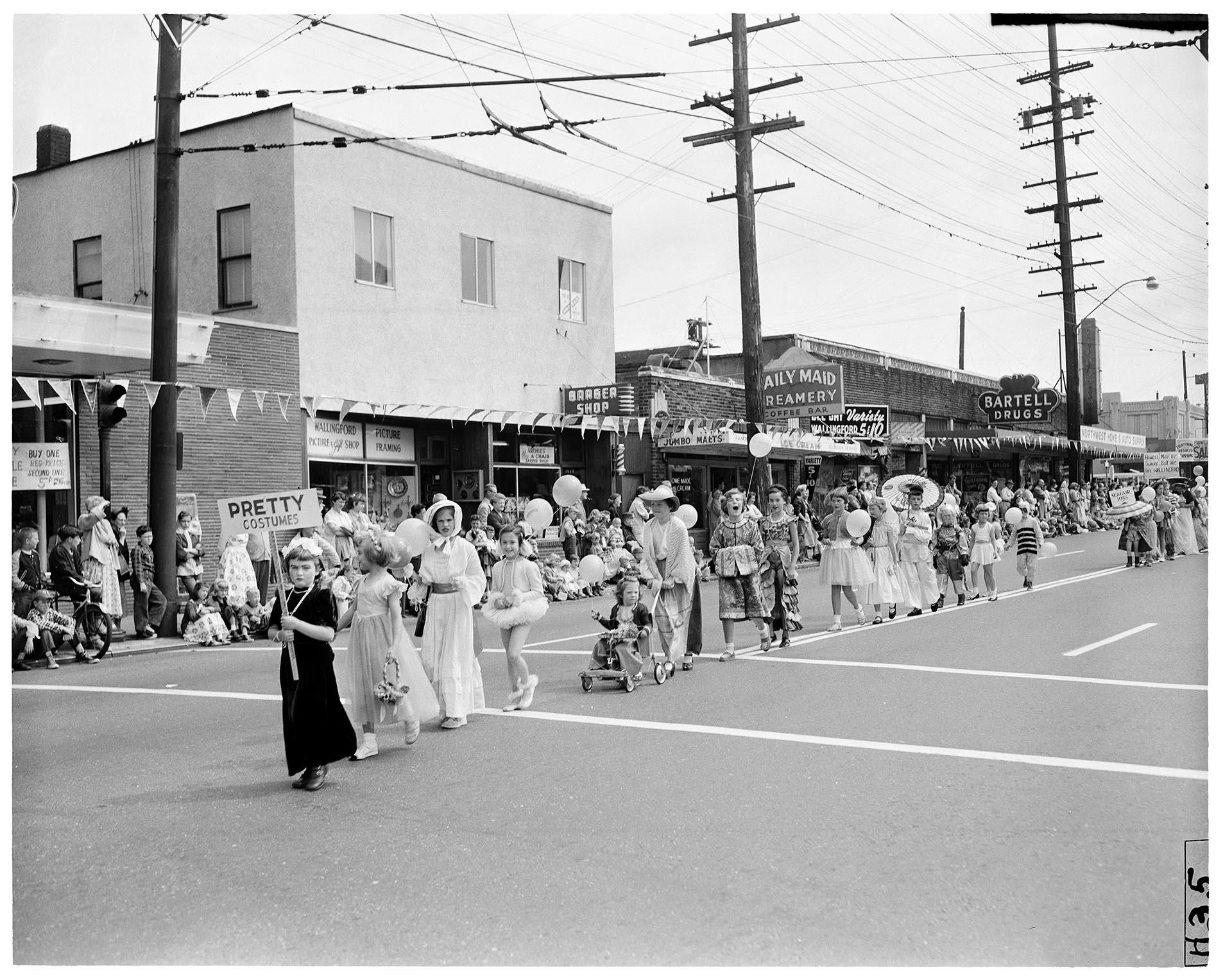 Image of Children in the Wallingford Kiddie Parade, Seattle, August 1, 1955