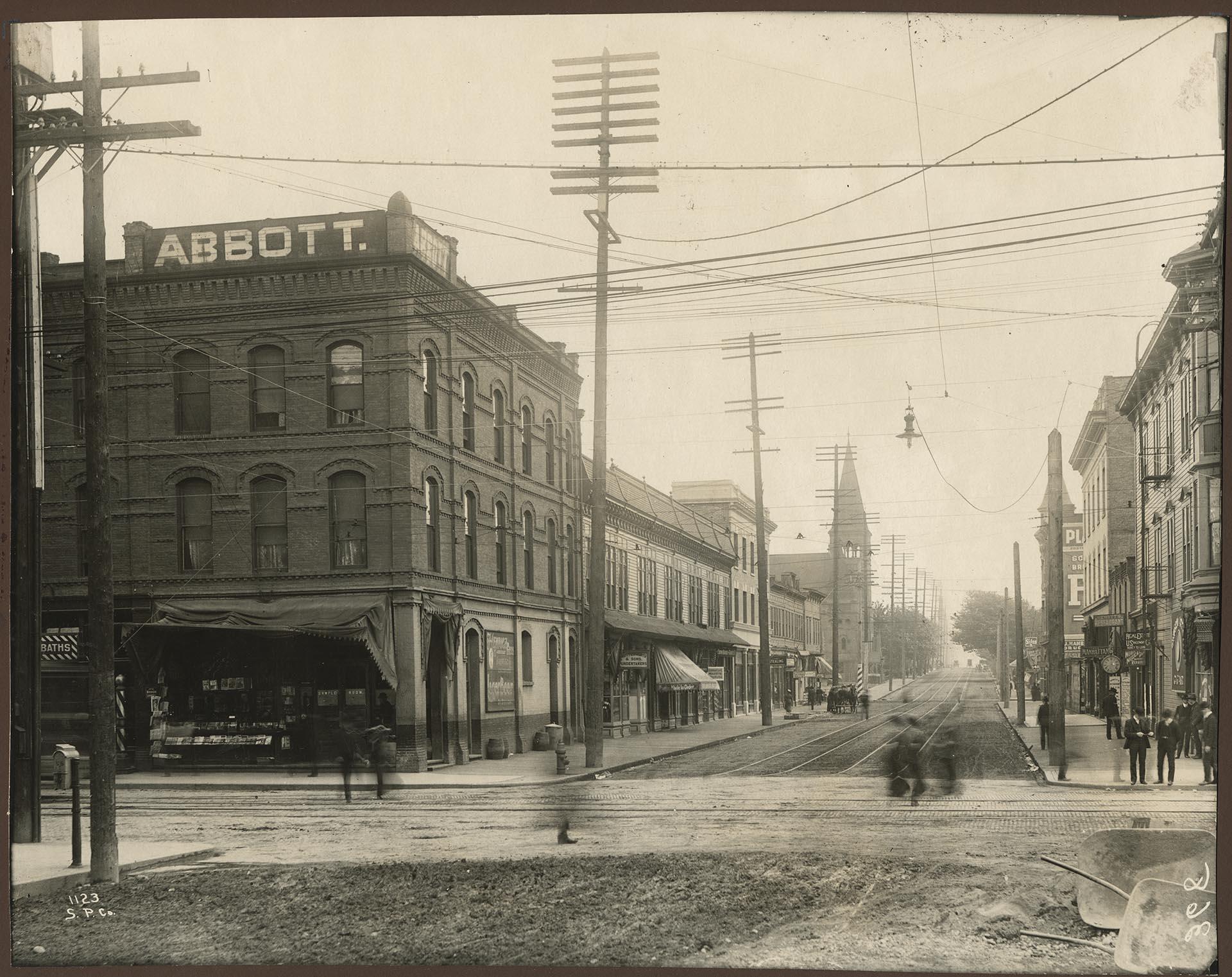 Image of Third Avenue, looking south from Pike Street, Seattle, circa 1900<br />