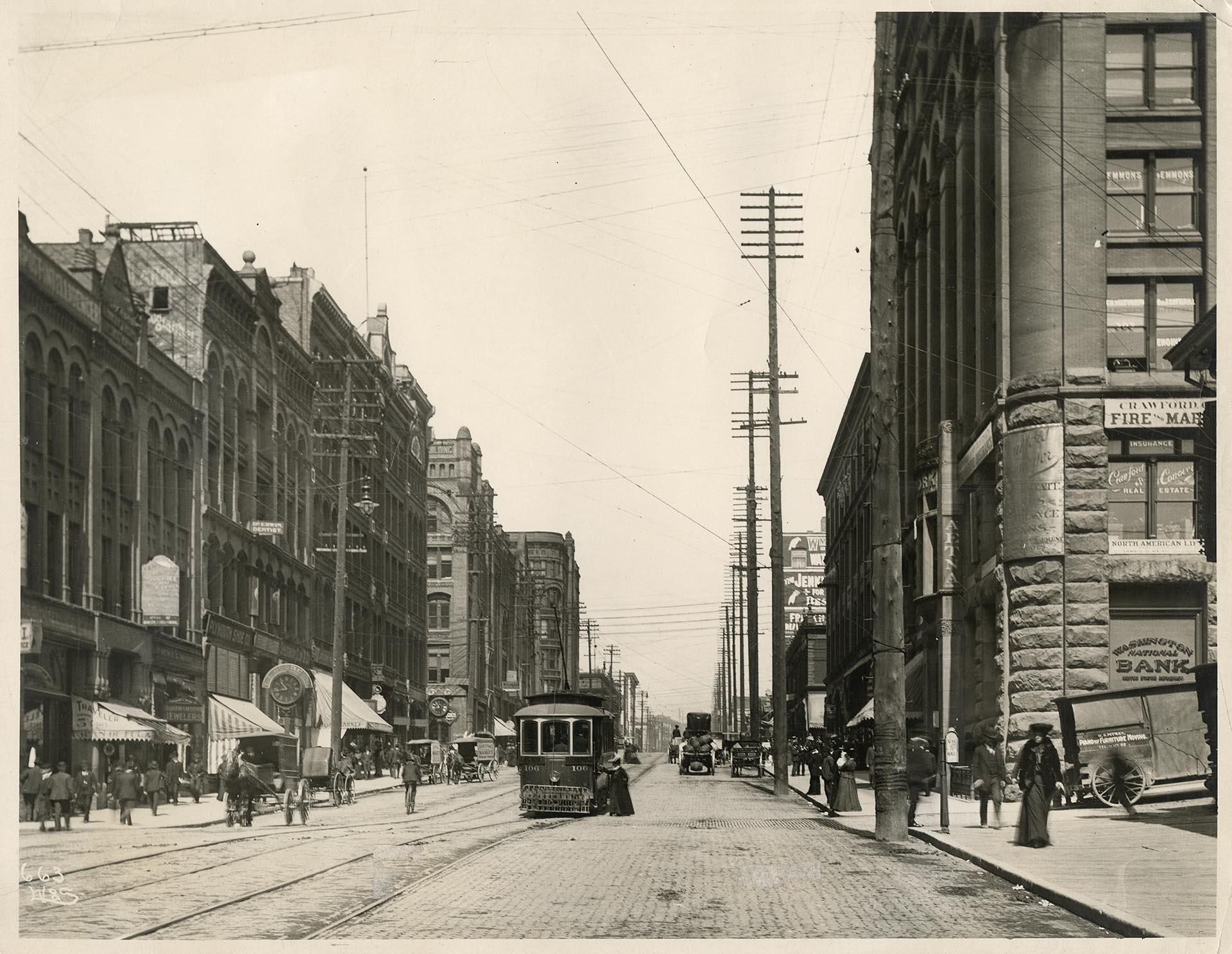 Image of Cable car at 2nd Ave. and Cherry St., Seattle, 1908