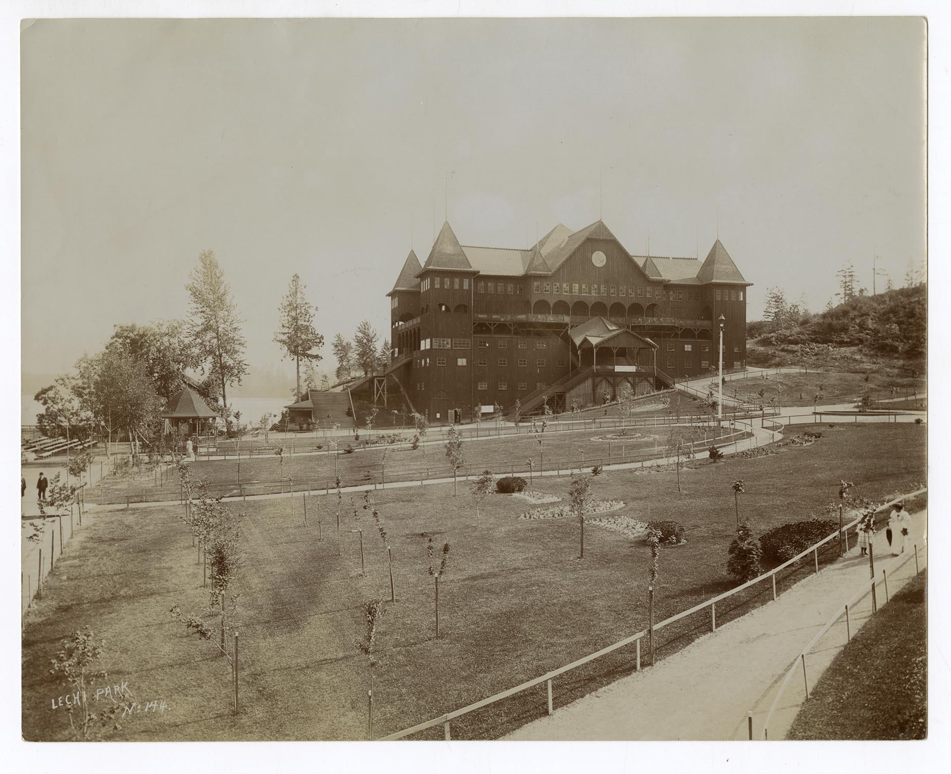 Image of Lake Washington Casino at Leschi Park, Seattle, circa 1890