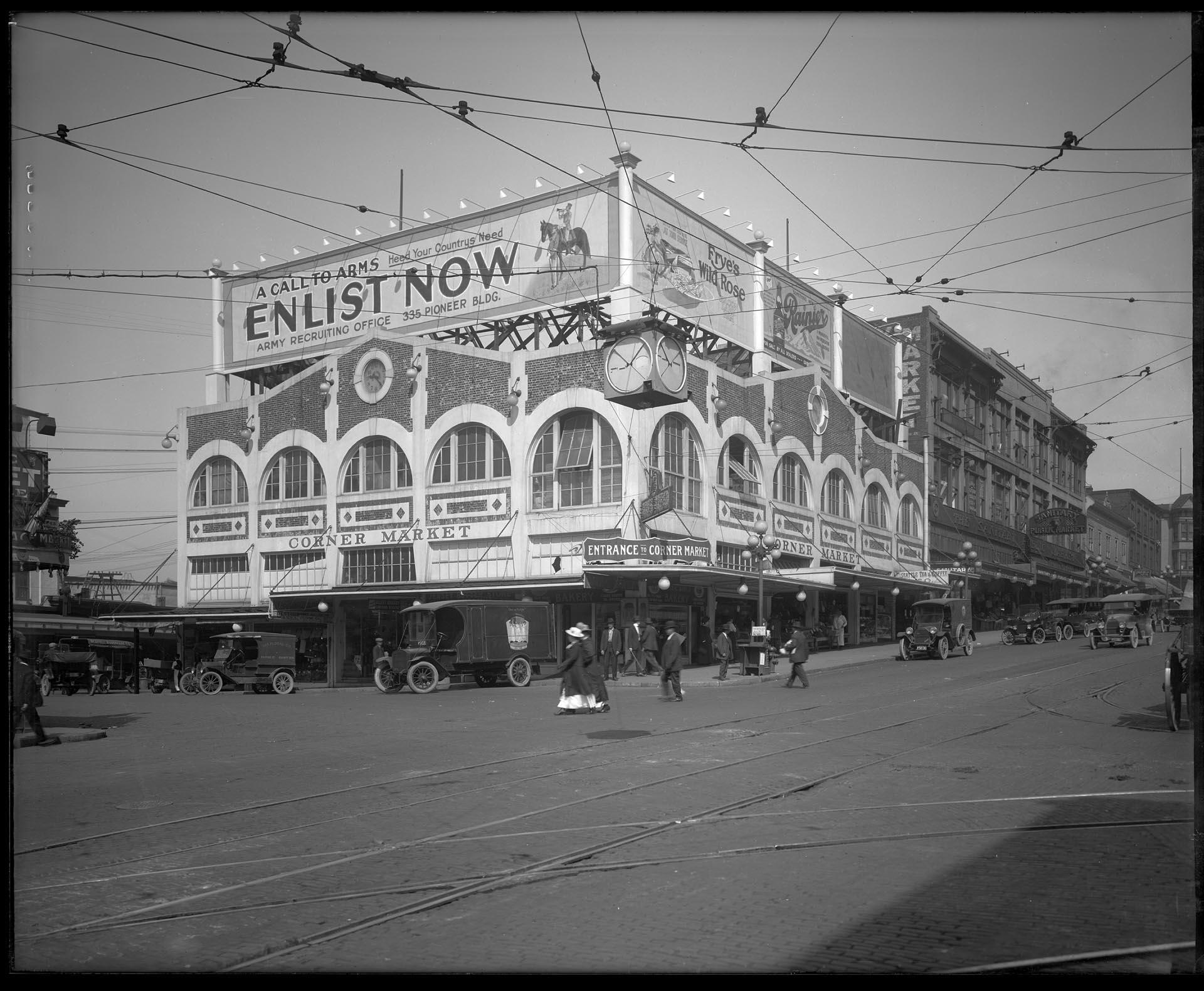 Image of Streetcar signal at First Avenue and Pike Streets, Seattle, circa 1918