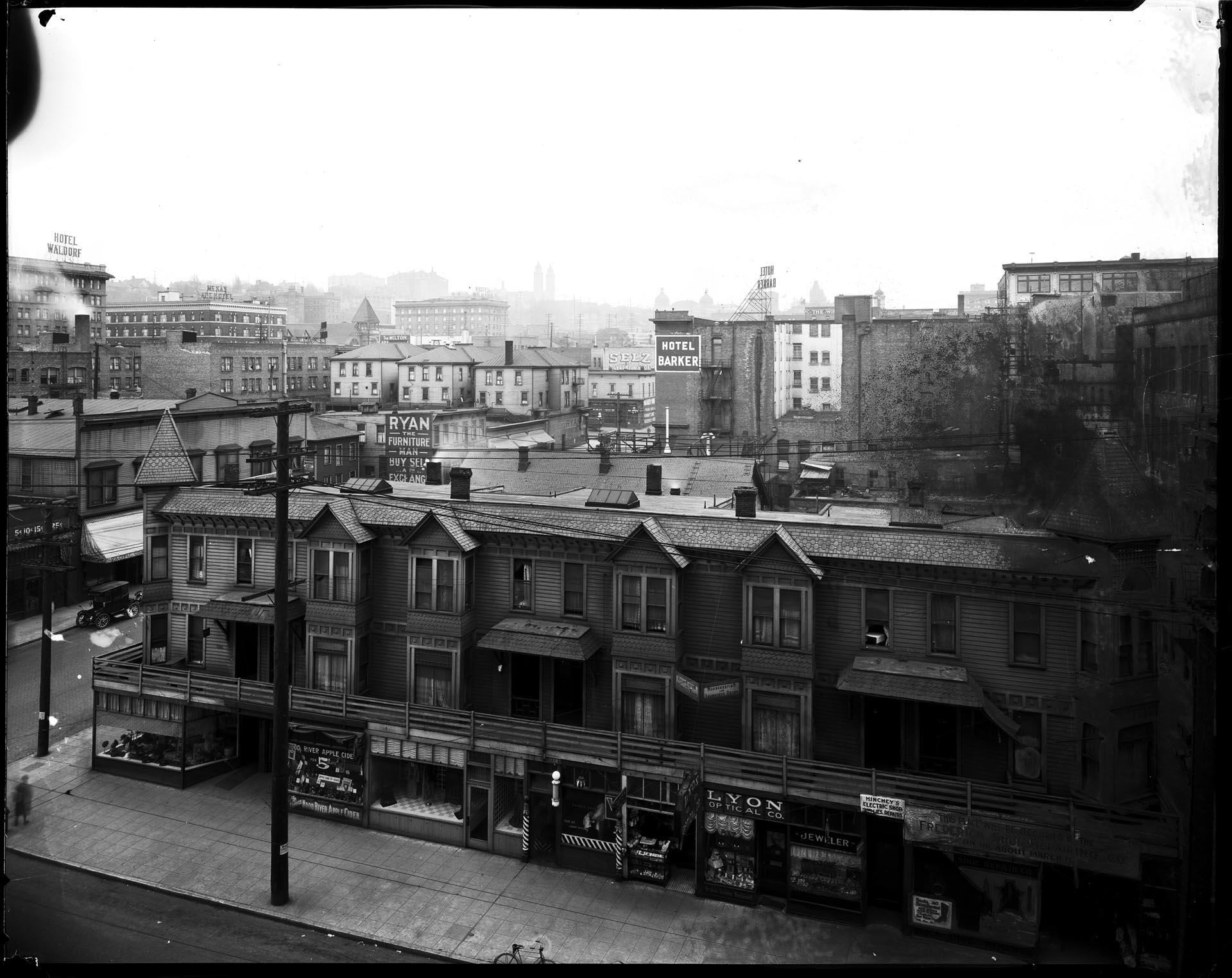 Image of View of Pine Street between Fifth and Sixth avenues, Seattle, circa 1917
