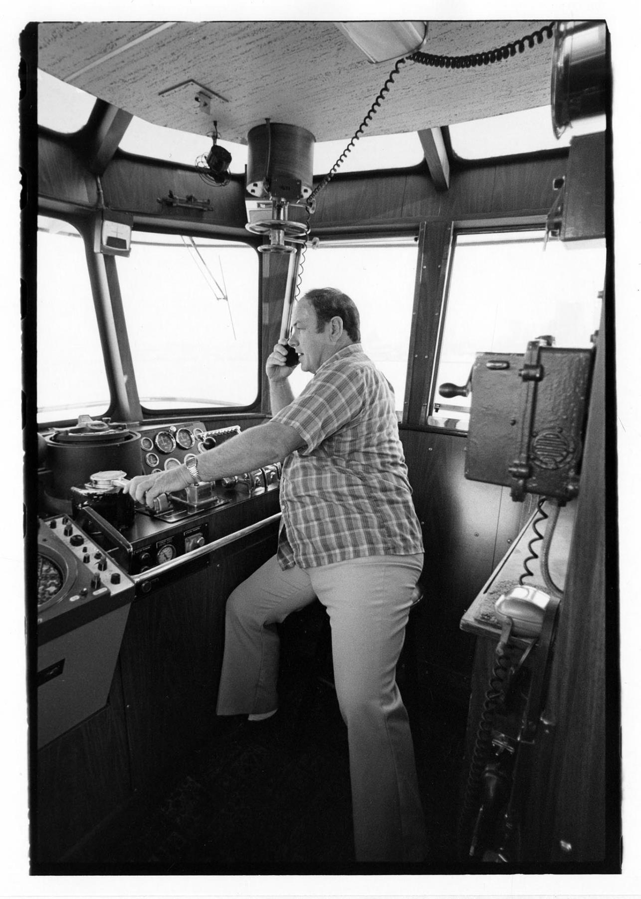 Image of Larry Kelly operating the Shelley Foss, Seattle, September 23, 1983