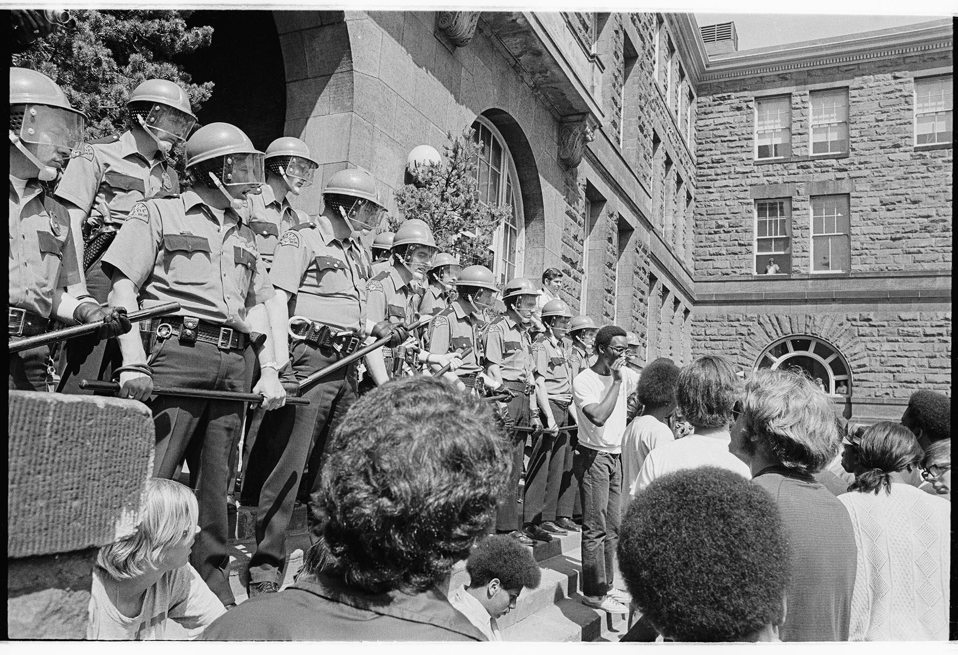 Image of A. Frank Williams addressing protesters outside SCC, Seattle, May 22, 1969<br />