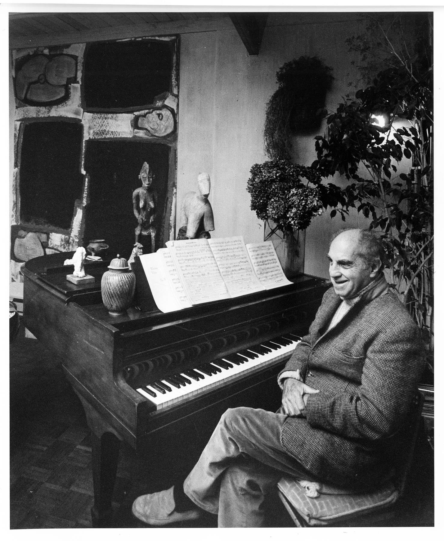 Image of Guy Anderson in his living room, LaConner, November 19, 1981