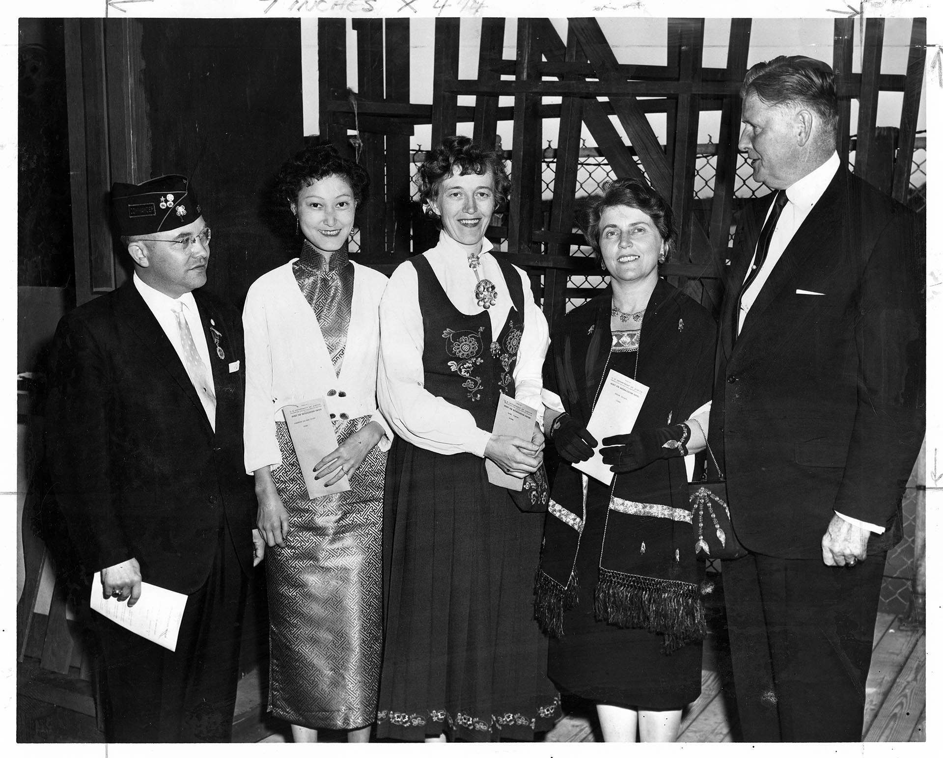 Image of New citizens of the United States, July 4, 1963