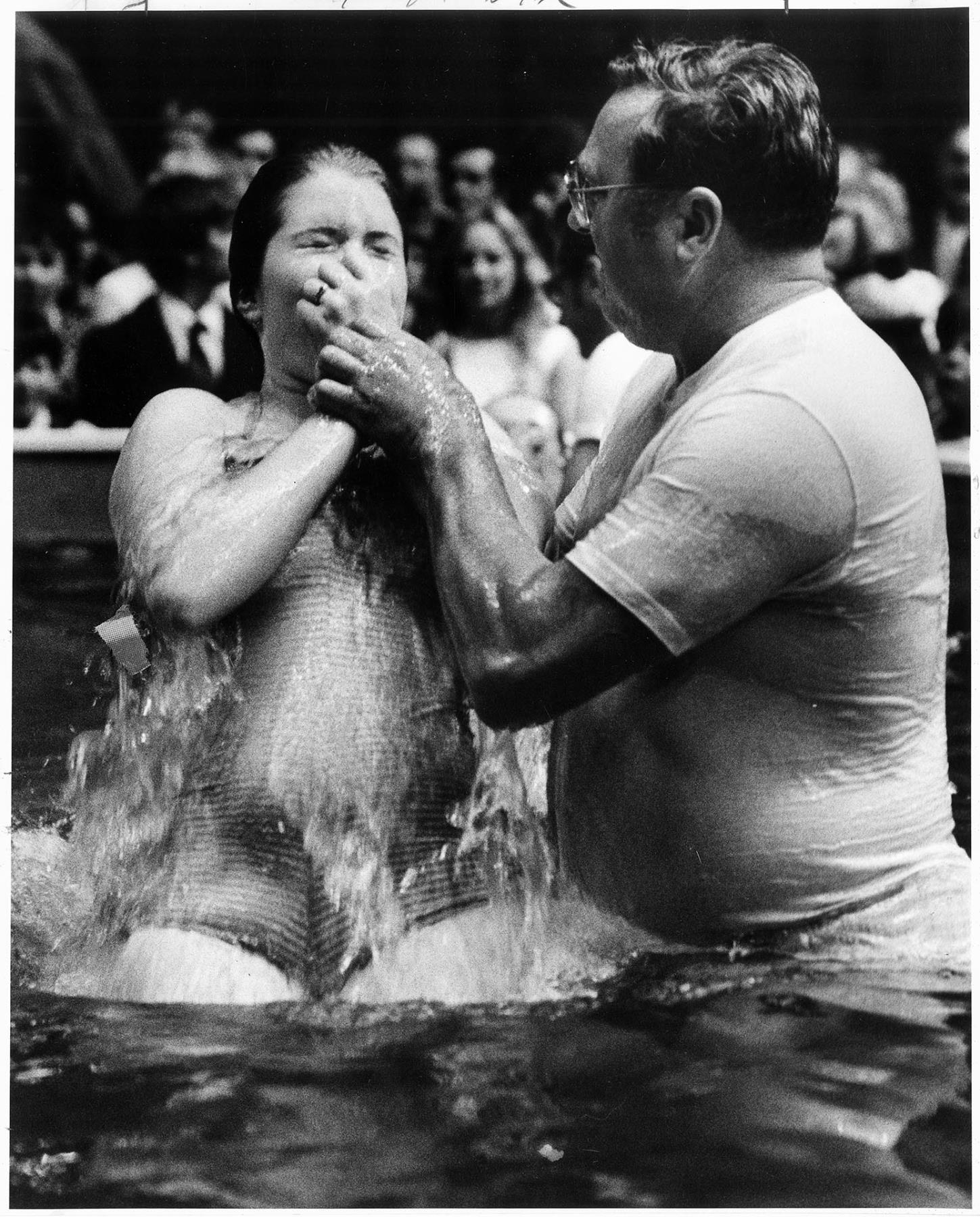Image of Jehovah's Witness being baptized, Seattle, July 18, 1981