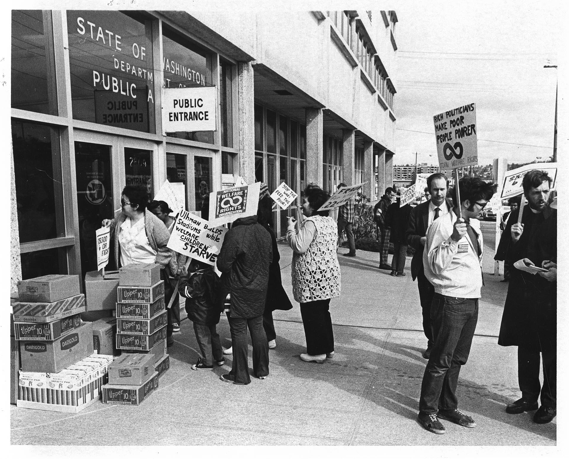 Image of Picketers outside the Washington Public Assistance office, Seattle, April 2, 1971