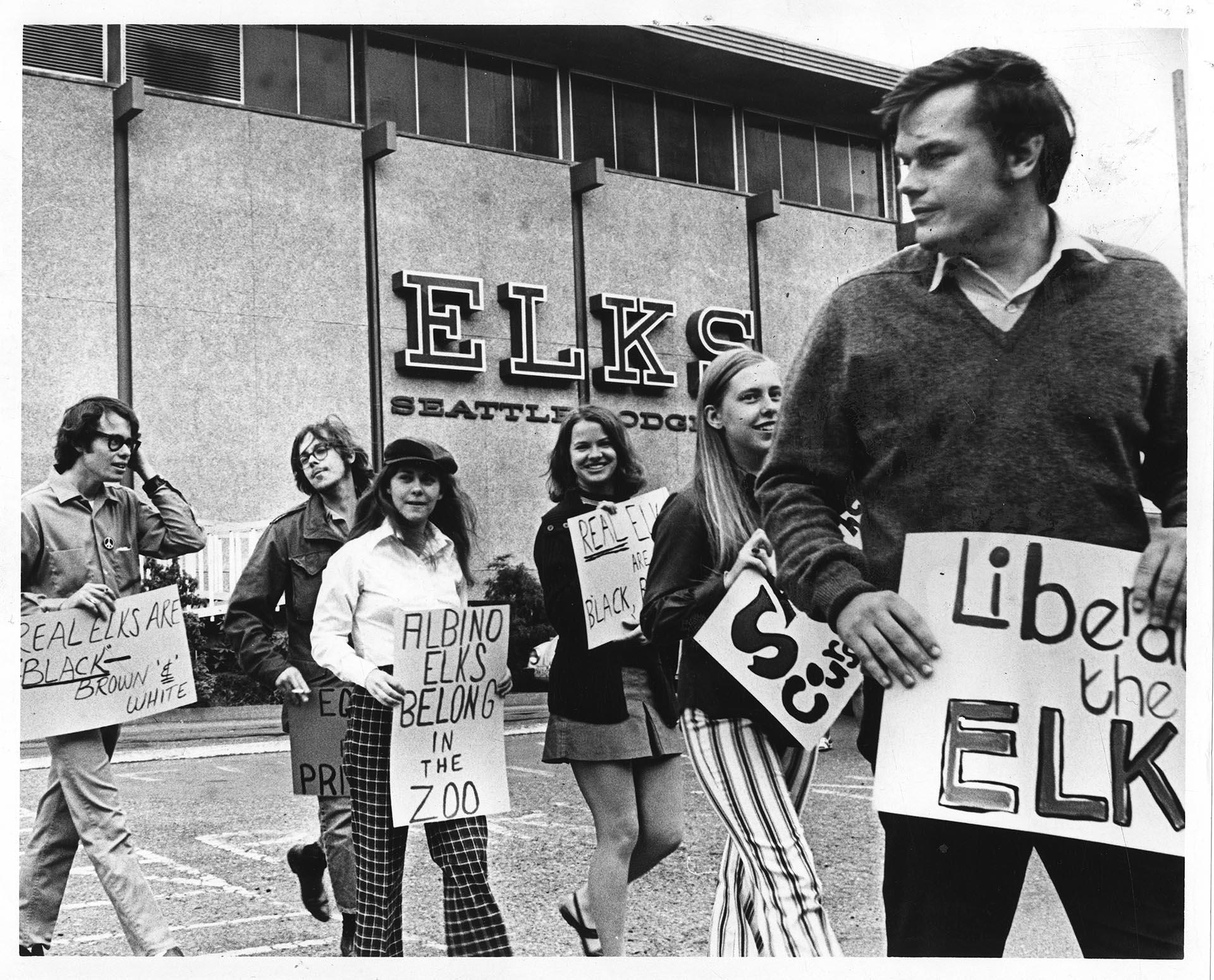 Image of Protesters outside Elks Seattle Lodge, May 1, 1971