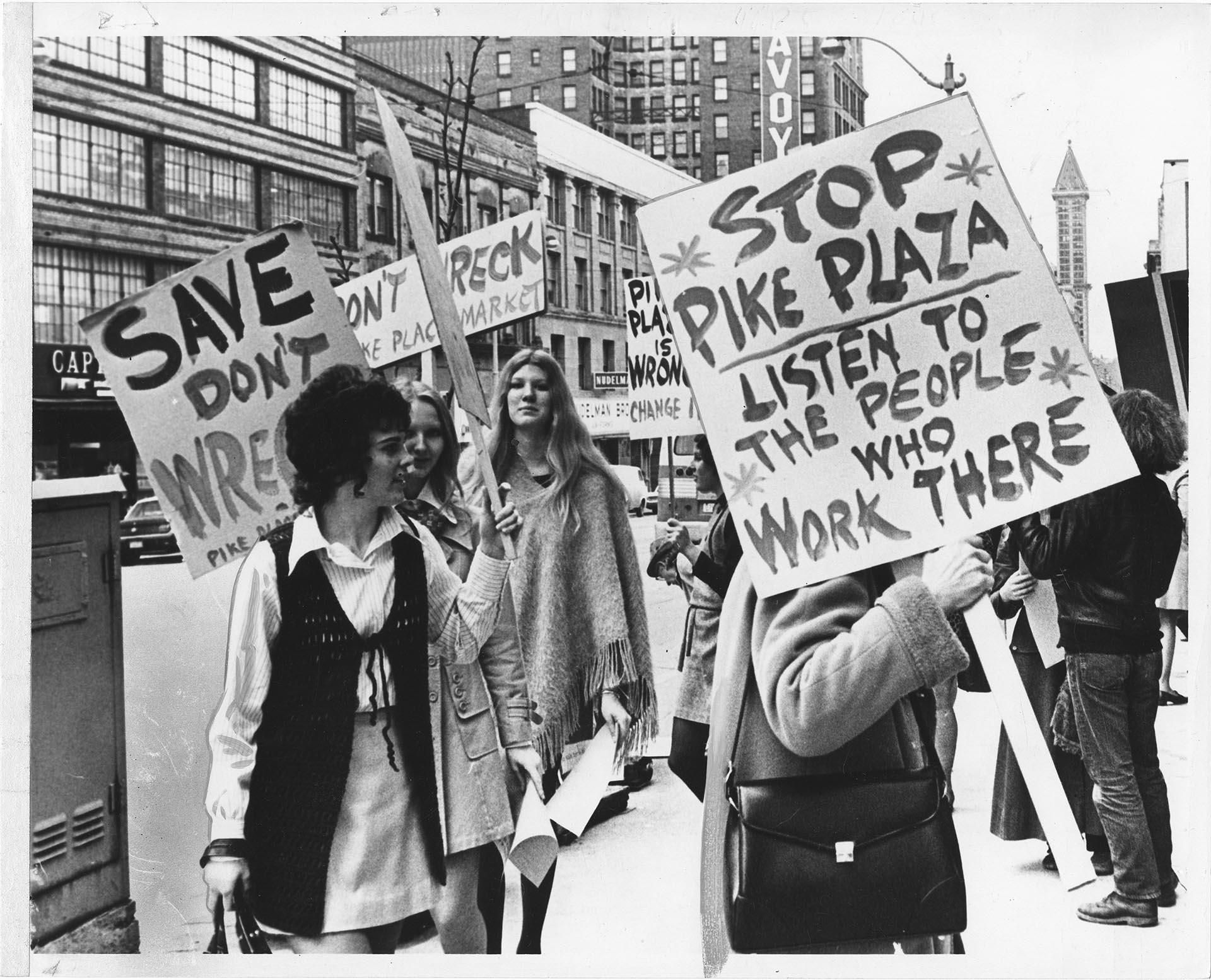 Image of Friends of the Market protest at the Arcade Plaza building, Seattle,  February 11, 1971