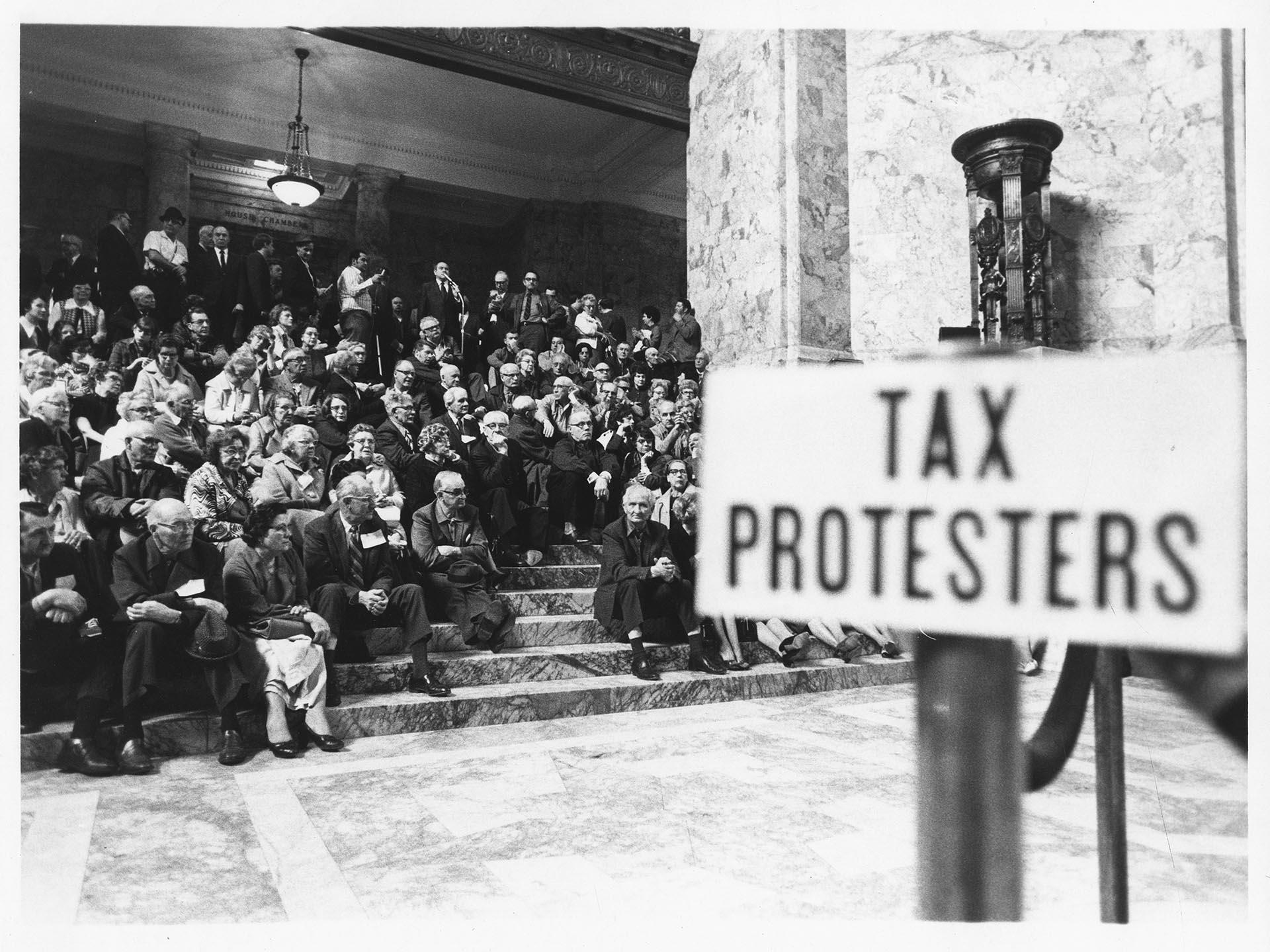 Image of Property tax protesters in rotunda of Washington State Capitol, April 3, 1971