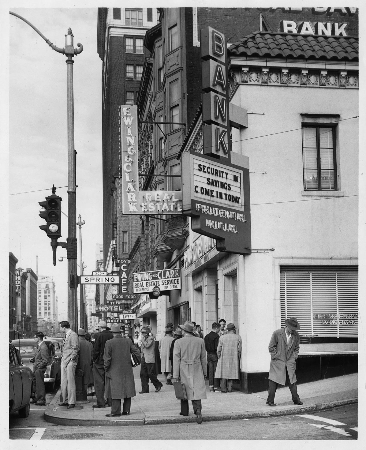Image of Prudential Mutual Savings Bank after robbery, Seattle, November 24, 1954