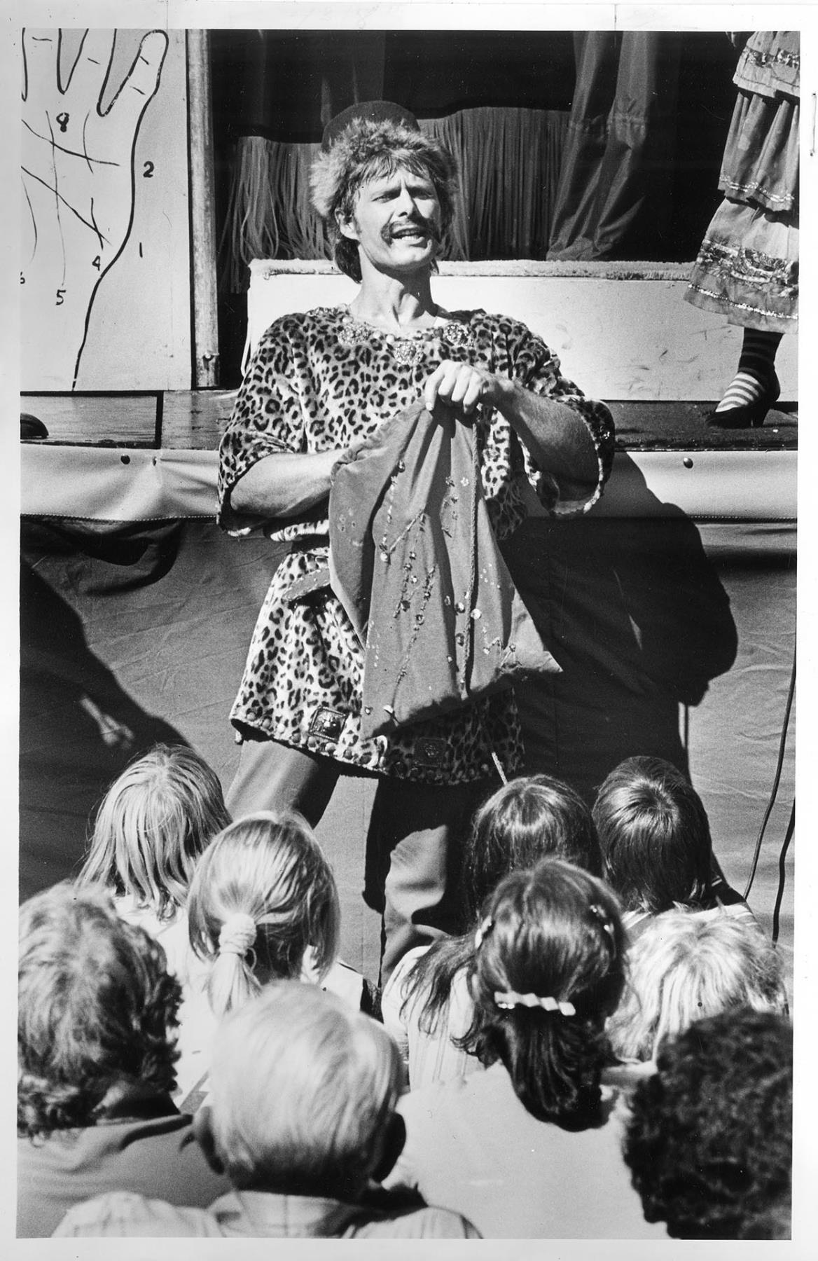 Image of Vaudeville performer at Bumbershoot, Seattle, September 5, 1981