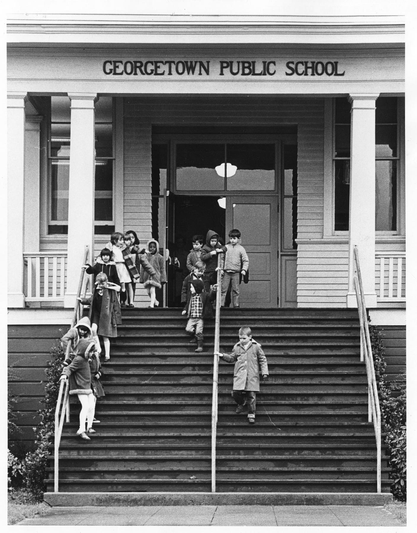 Image of School children at Georgetown Public School, Seattle, January 18, 1971