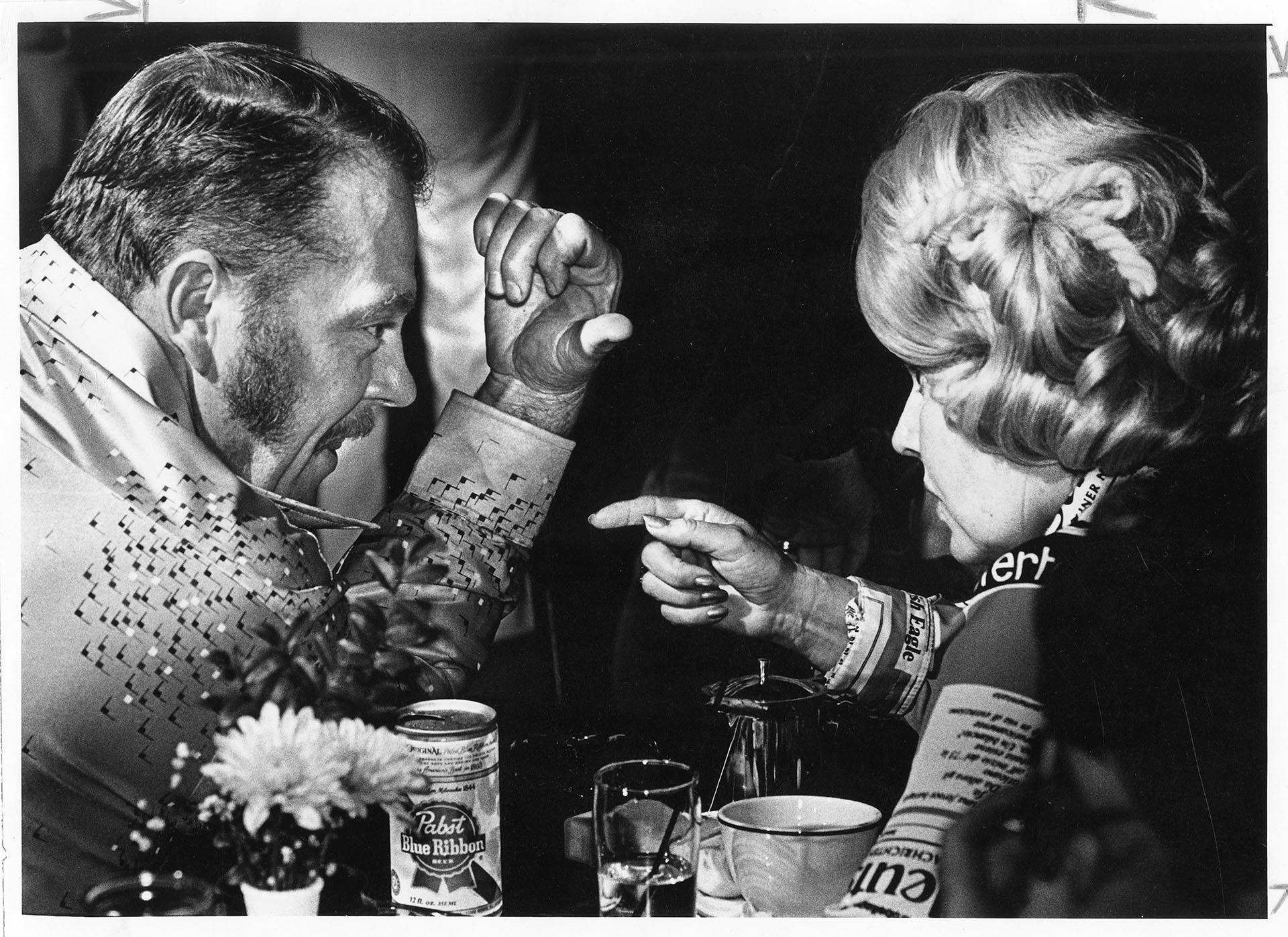 Image of Customers talking at Drift on Inn, Shoreline, May 18, 1979