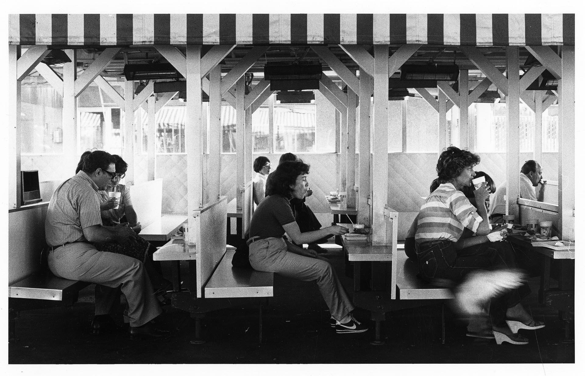 Image of Diners eating at Ivar's Fish Bar, Seattle, July 14, 1982