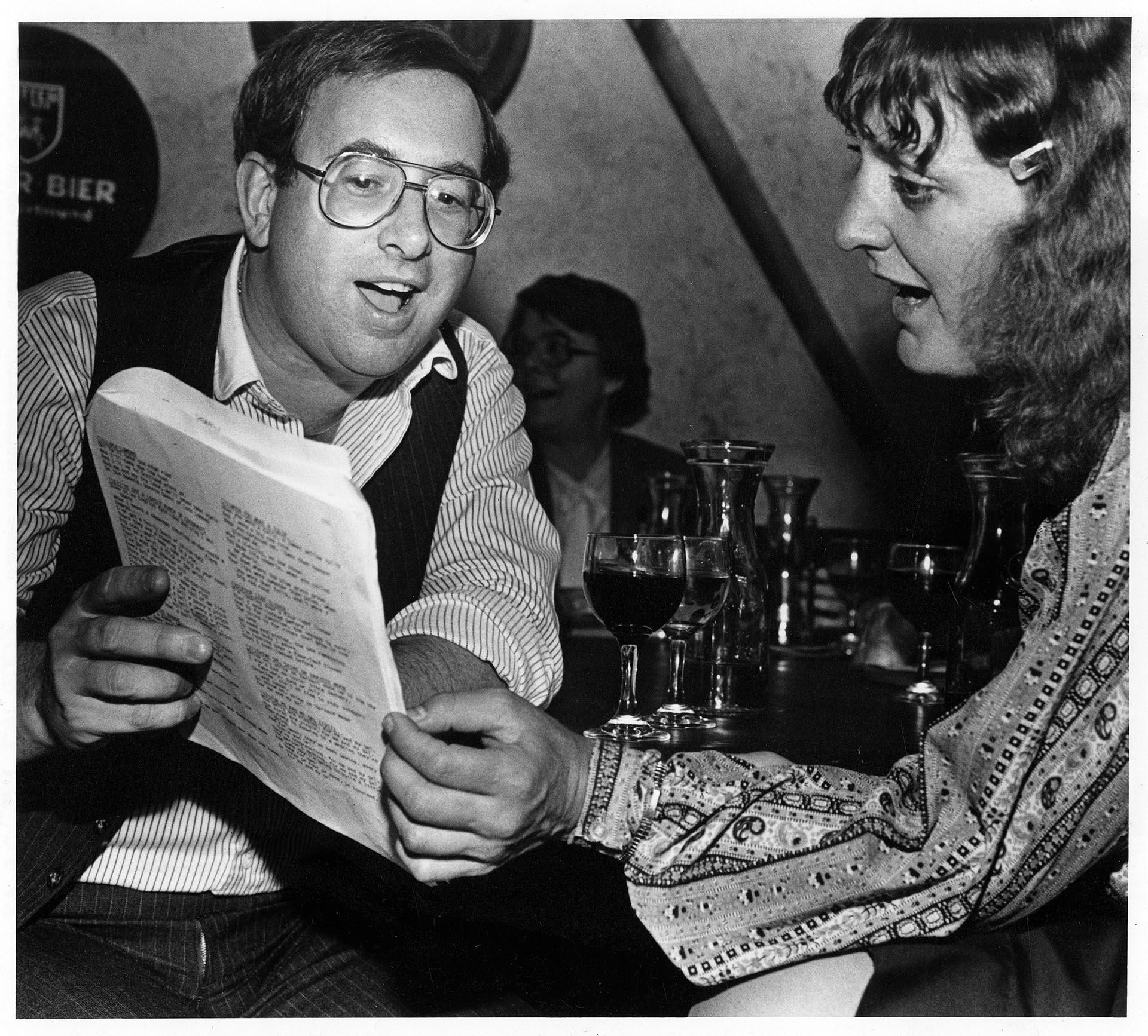 Image of Diners singing at Weinstube Bacchus, Seattle, May 18, 1980
