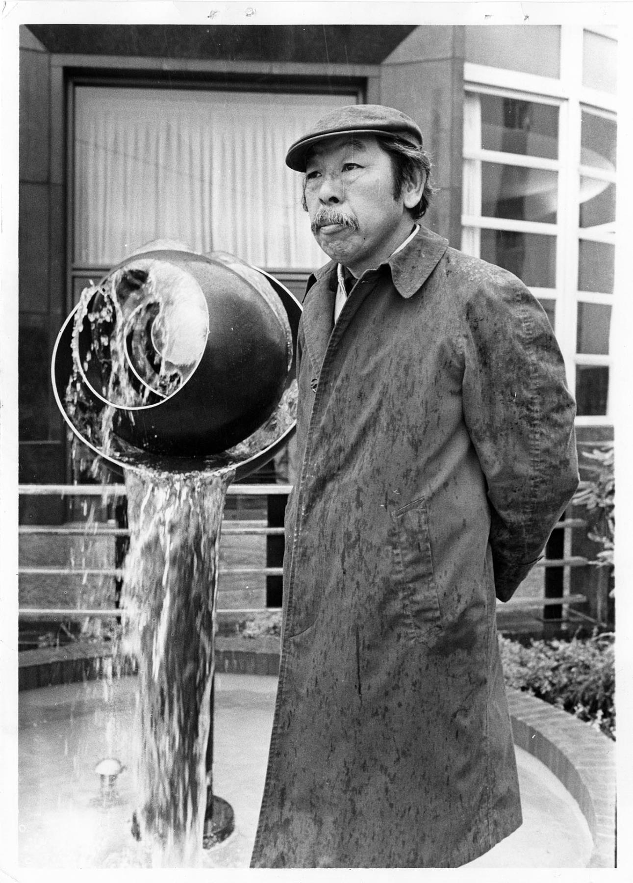 Image of George Tsutakawa near fountain at Post-Intelligencer building, Seattle, October 23, 1971