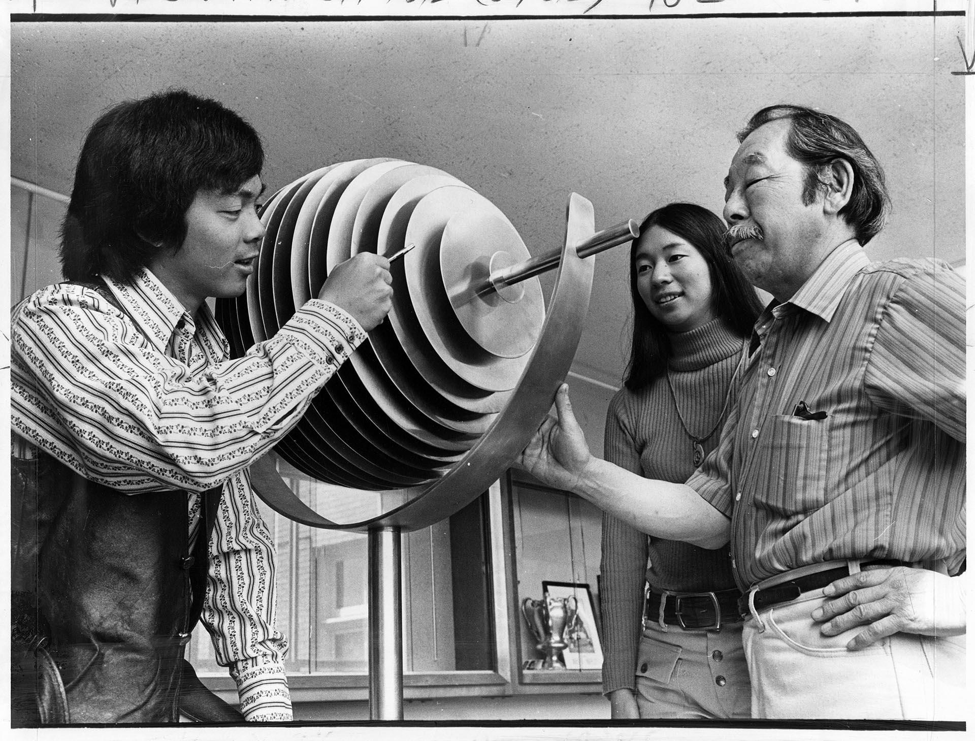 Image of Edwin Lee, Susan Mochizuki, and George Tsutakawa, Seattle, May 28, 1971