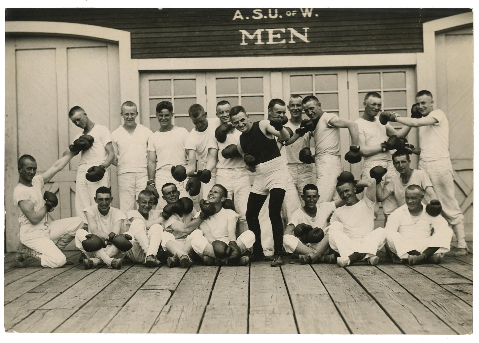 Image of UW Naval Training Station boxing team, Seattle, July 20, 1918