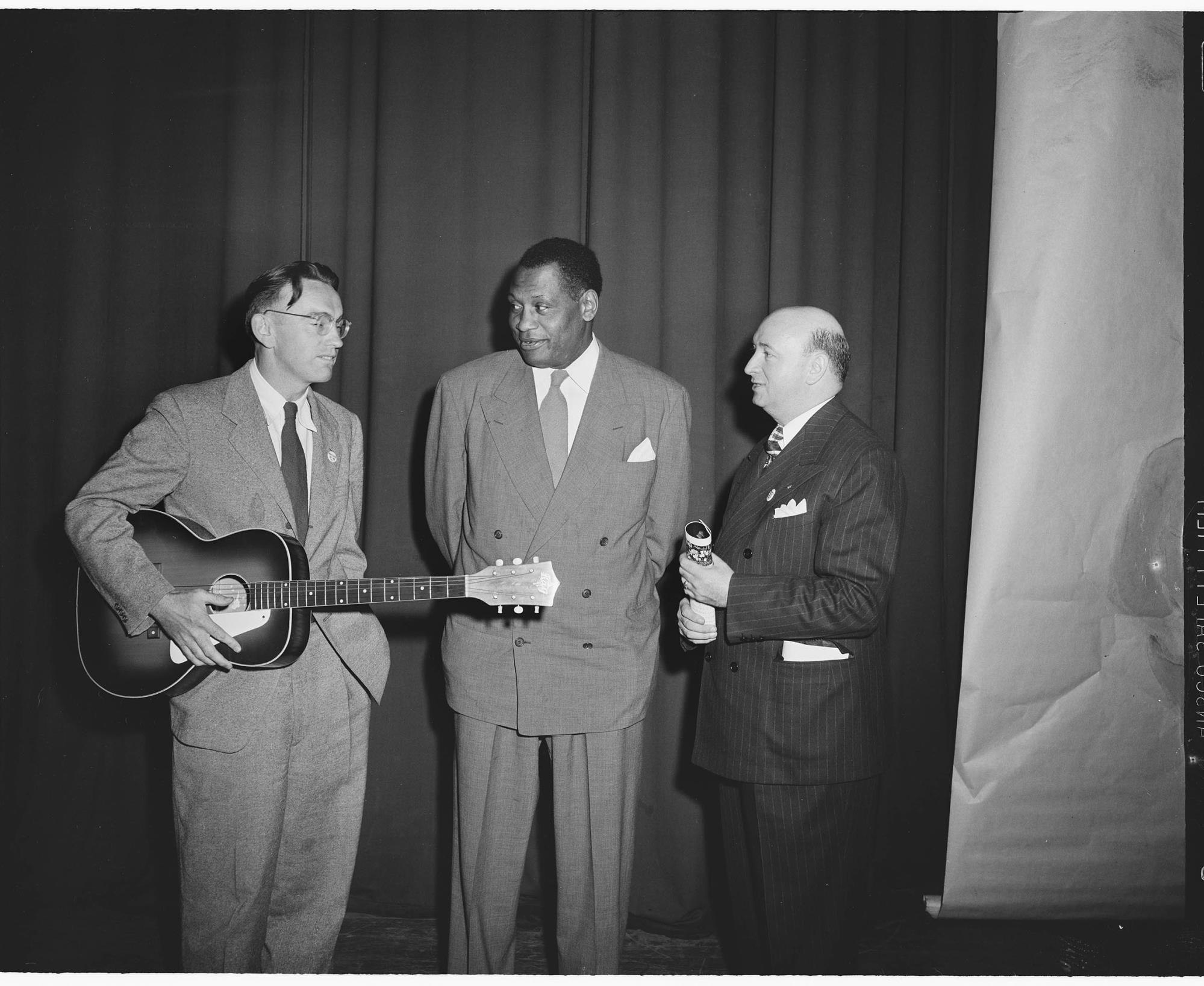 Image of Earl Robinson and Paul Robeson, 1947